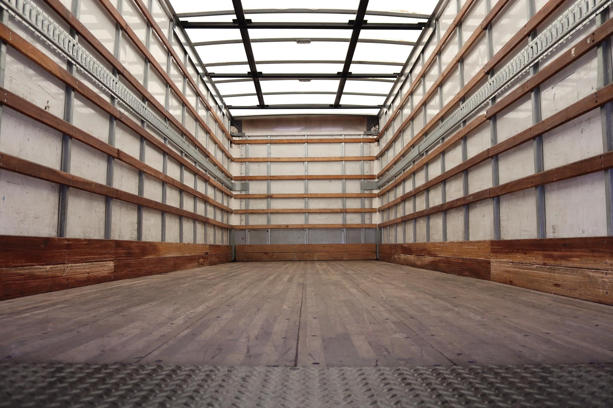 2020 MORGAN 26 FT - image 4 of 6