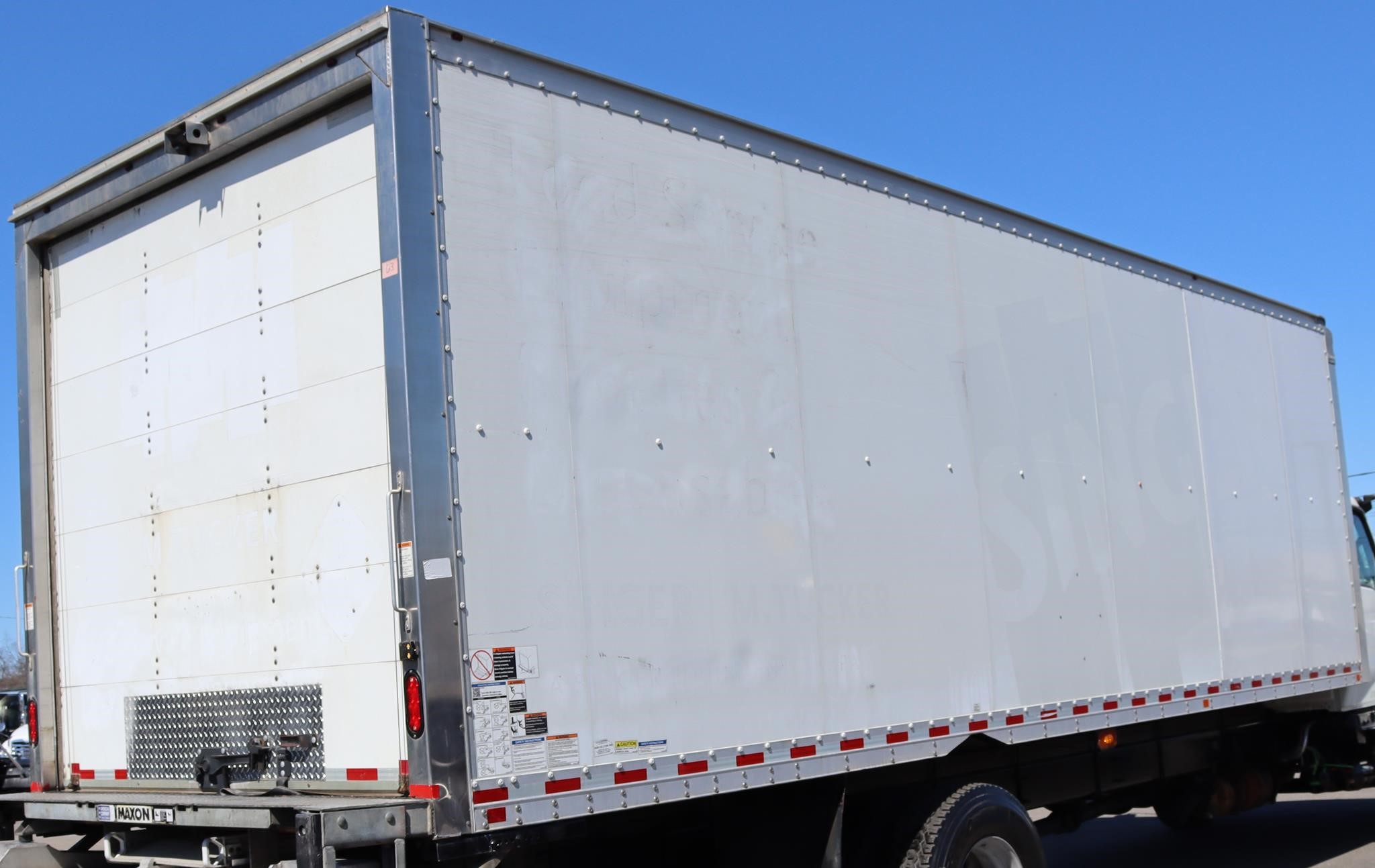 2020 MORGAN 26 FT - image 3 of 6