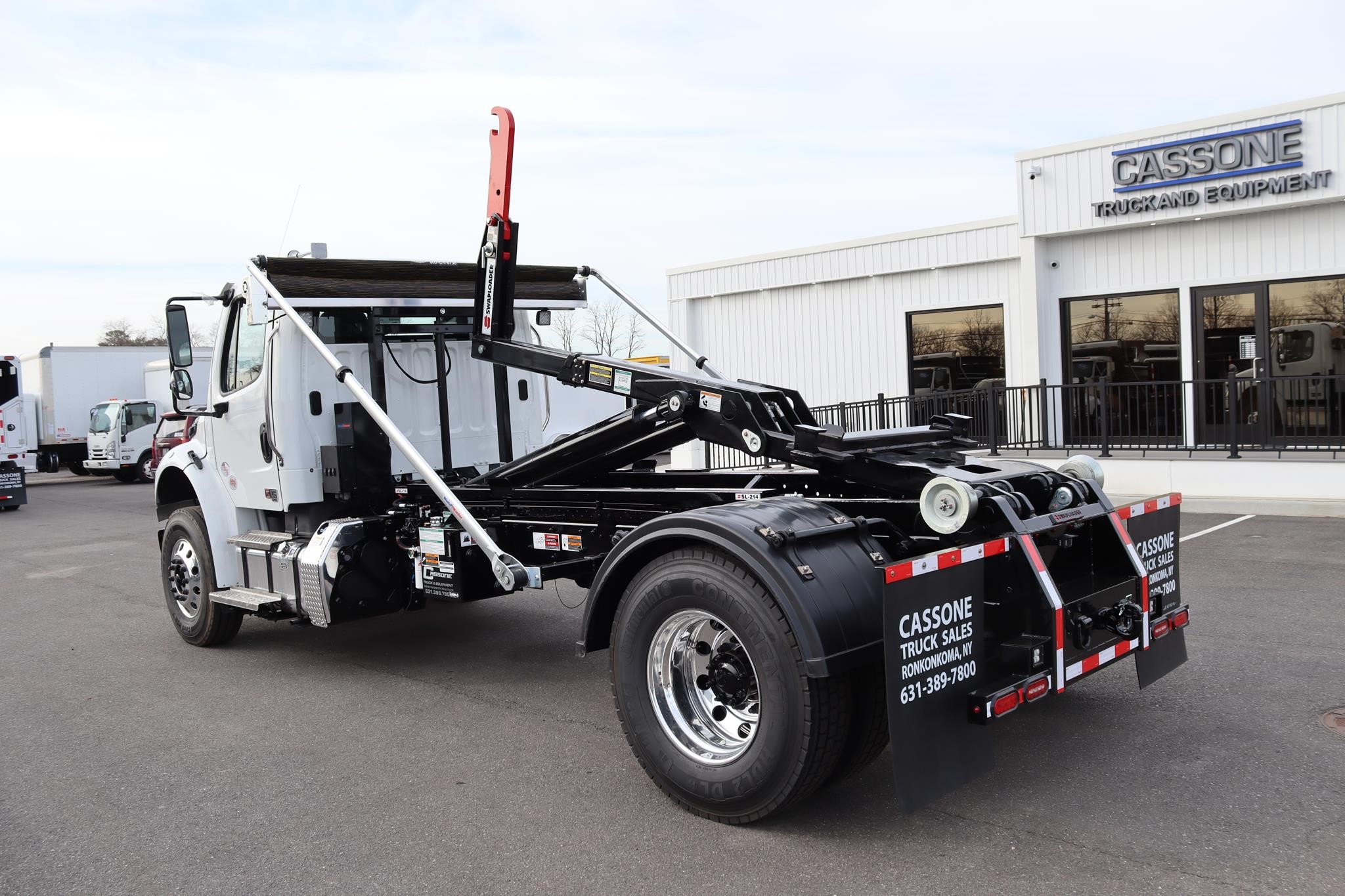 2026 FREIGHTLINER BUSINESS CLASS M2 106 PLUS - image 2 of 6
