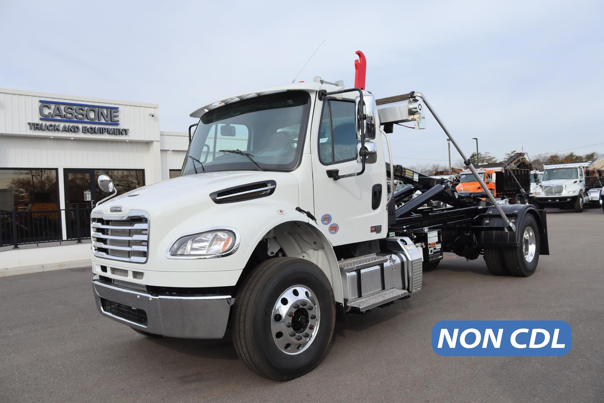 2026 FREIGHTLINER BUSINESS CLASS M2 106 PLUS - image 1 of 6