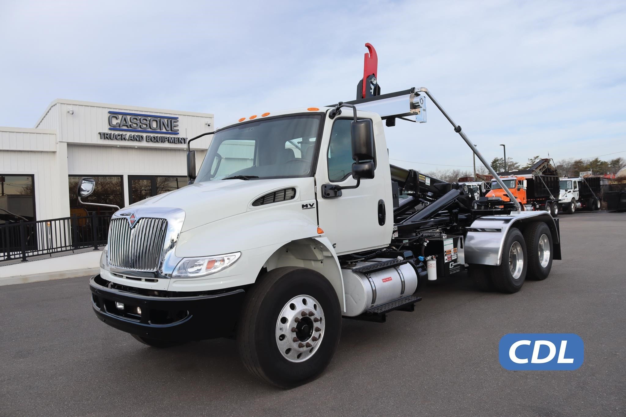 2020 INTERNATIONAL MV - image 1 of 6