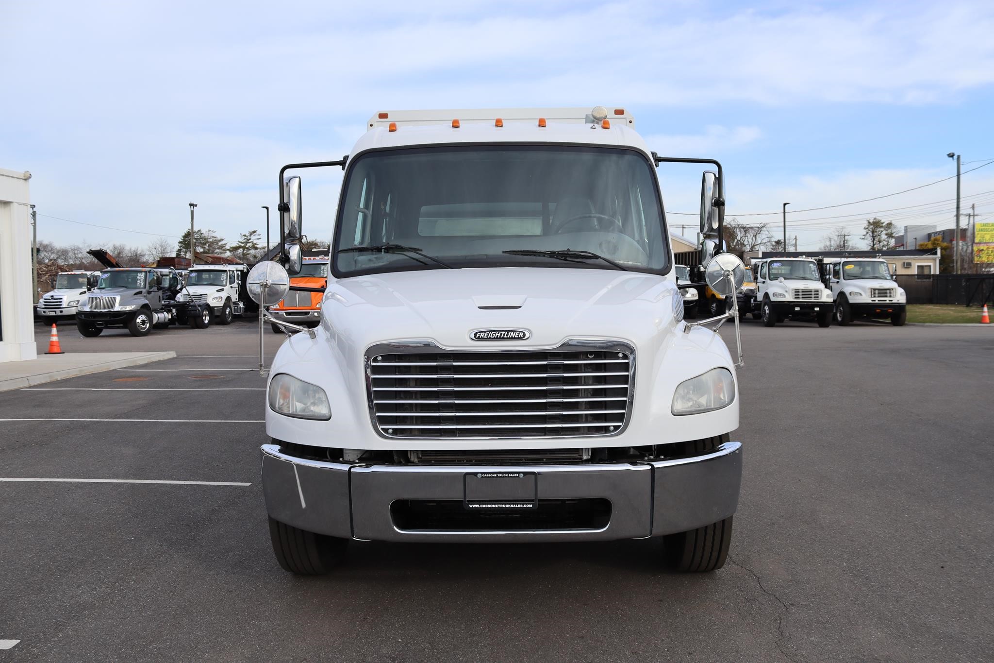 2017 FREIGHTLINER BUSINESS CLASS M2 106 - image 6 of 6