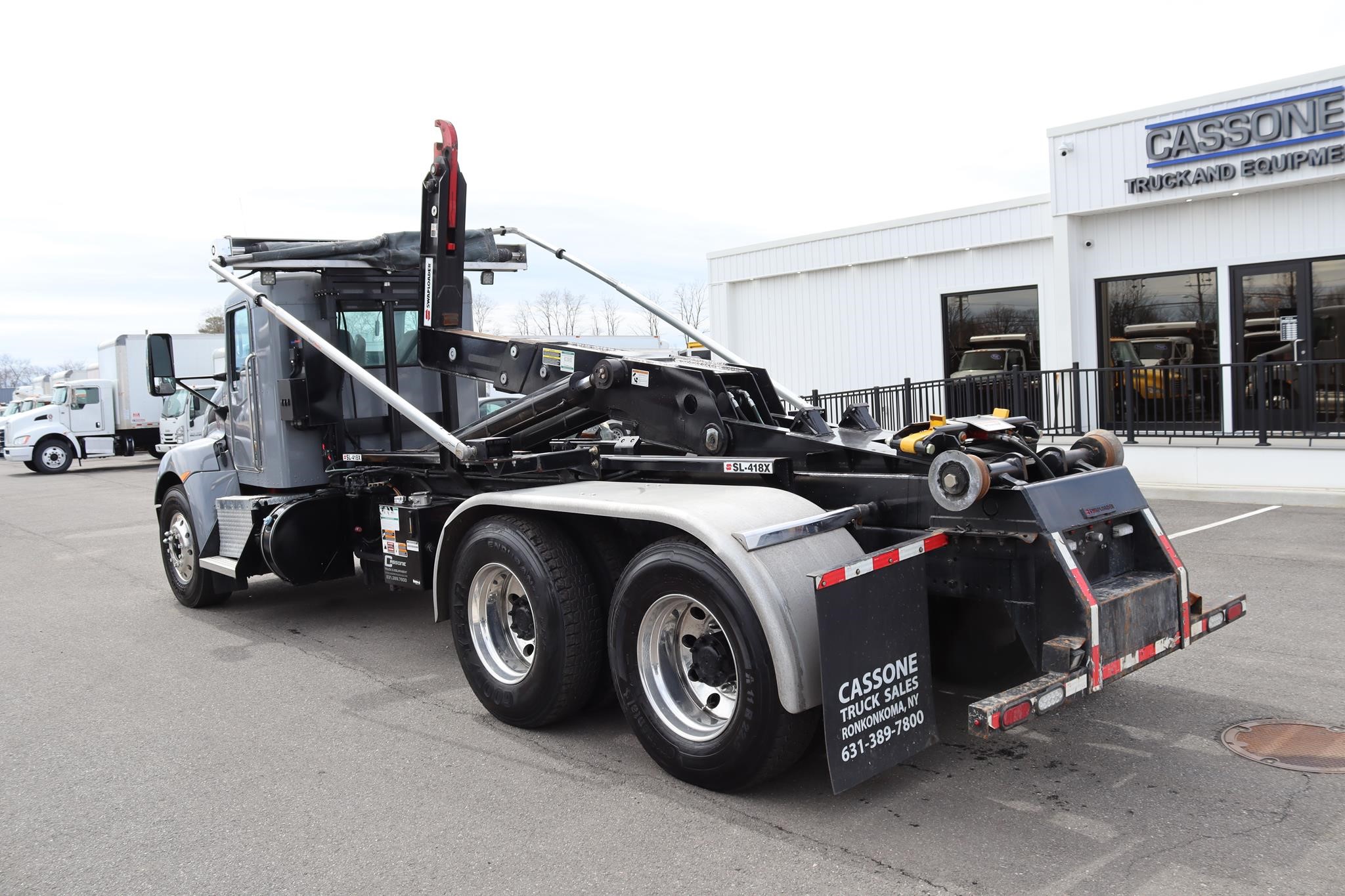 2020 KENWORTH T370 - image 2 of 6