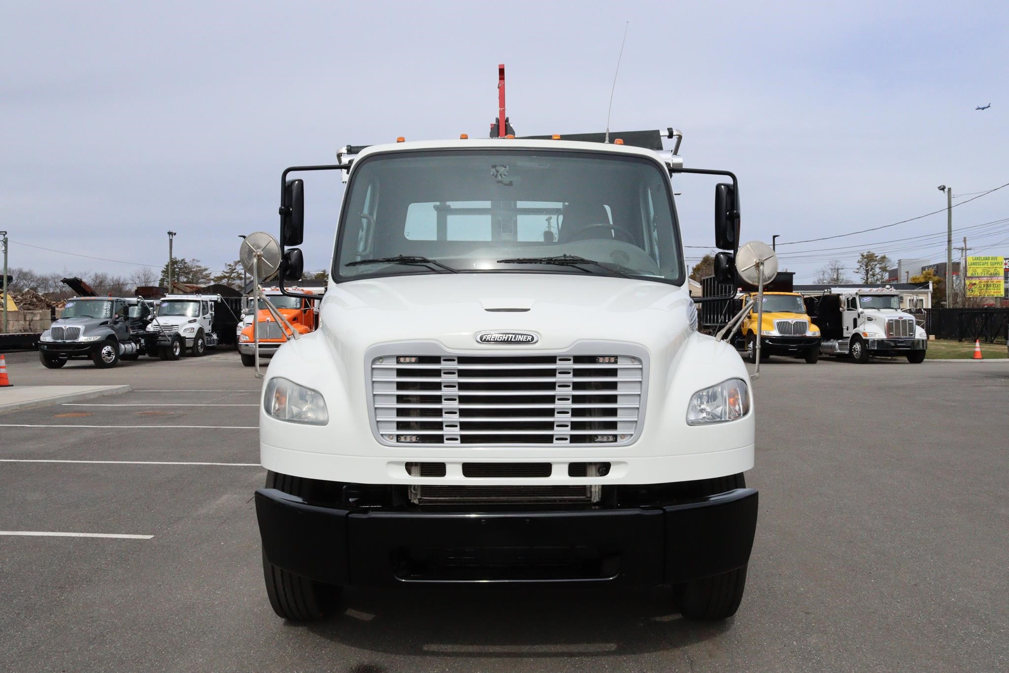 2018 FREIGHTLINER BUSINESS CLASS M2 106 - image 6 of 6