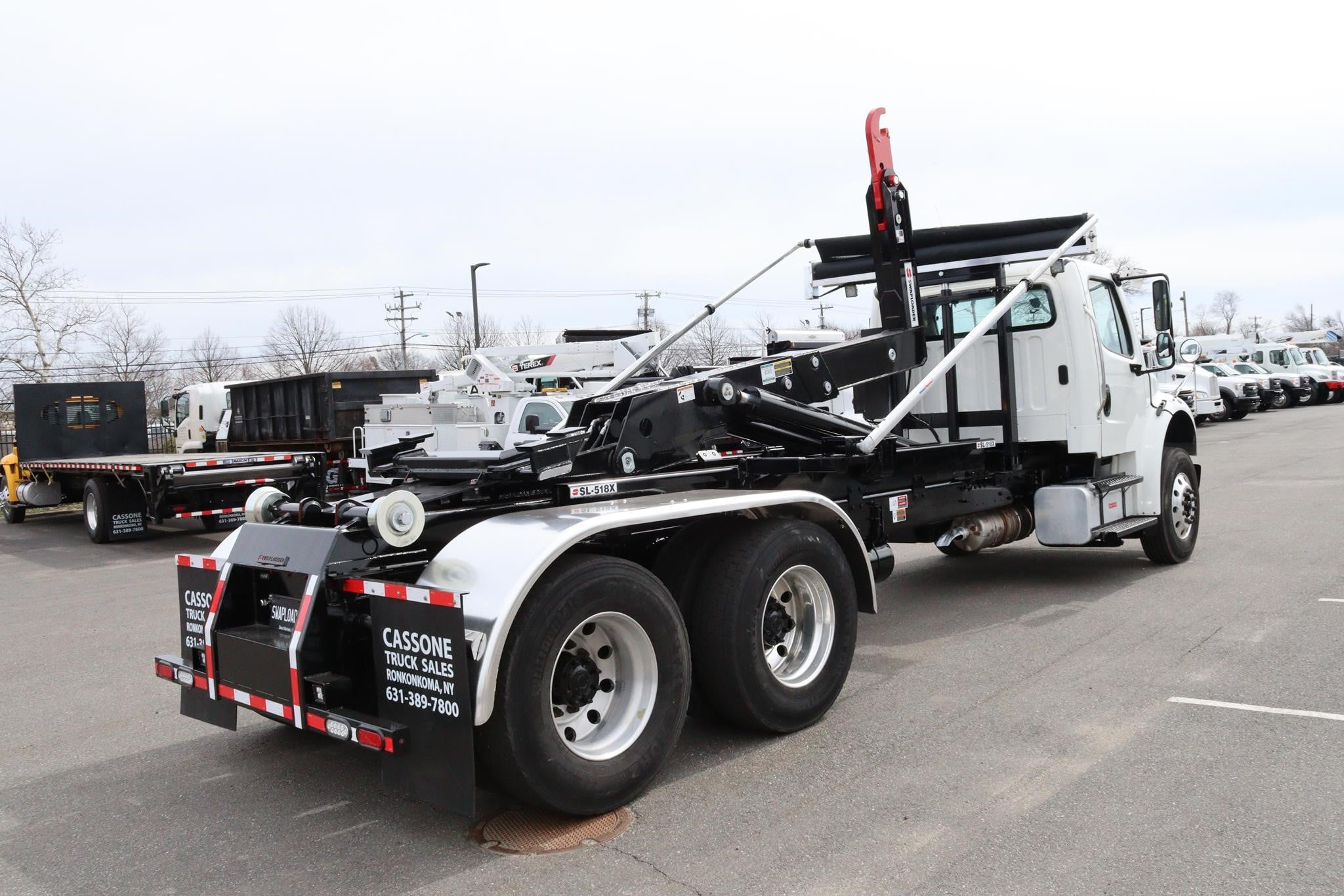 2018 FREIGHTLINER BUSINESS CLASS M2 106 - image 4 of 6