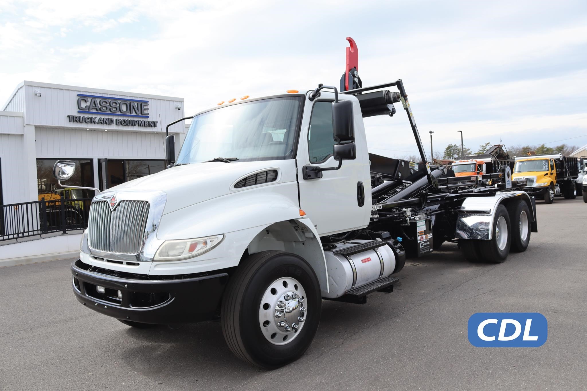 2020 INTERNATIONAL MV - image 1 of 6