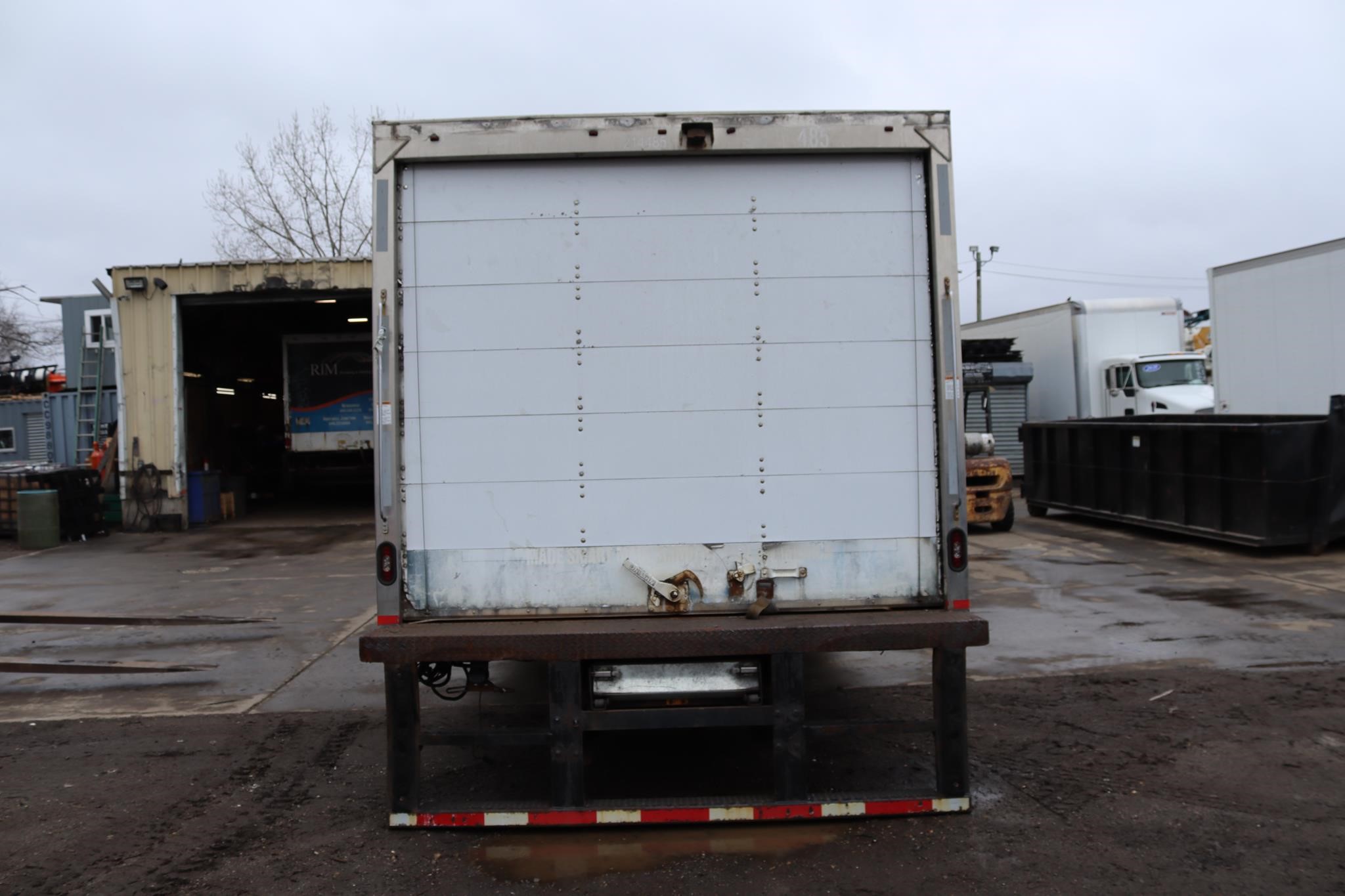 2018 MORGAN 24 FT - image 2 of 6