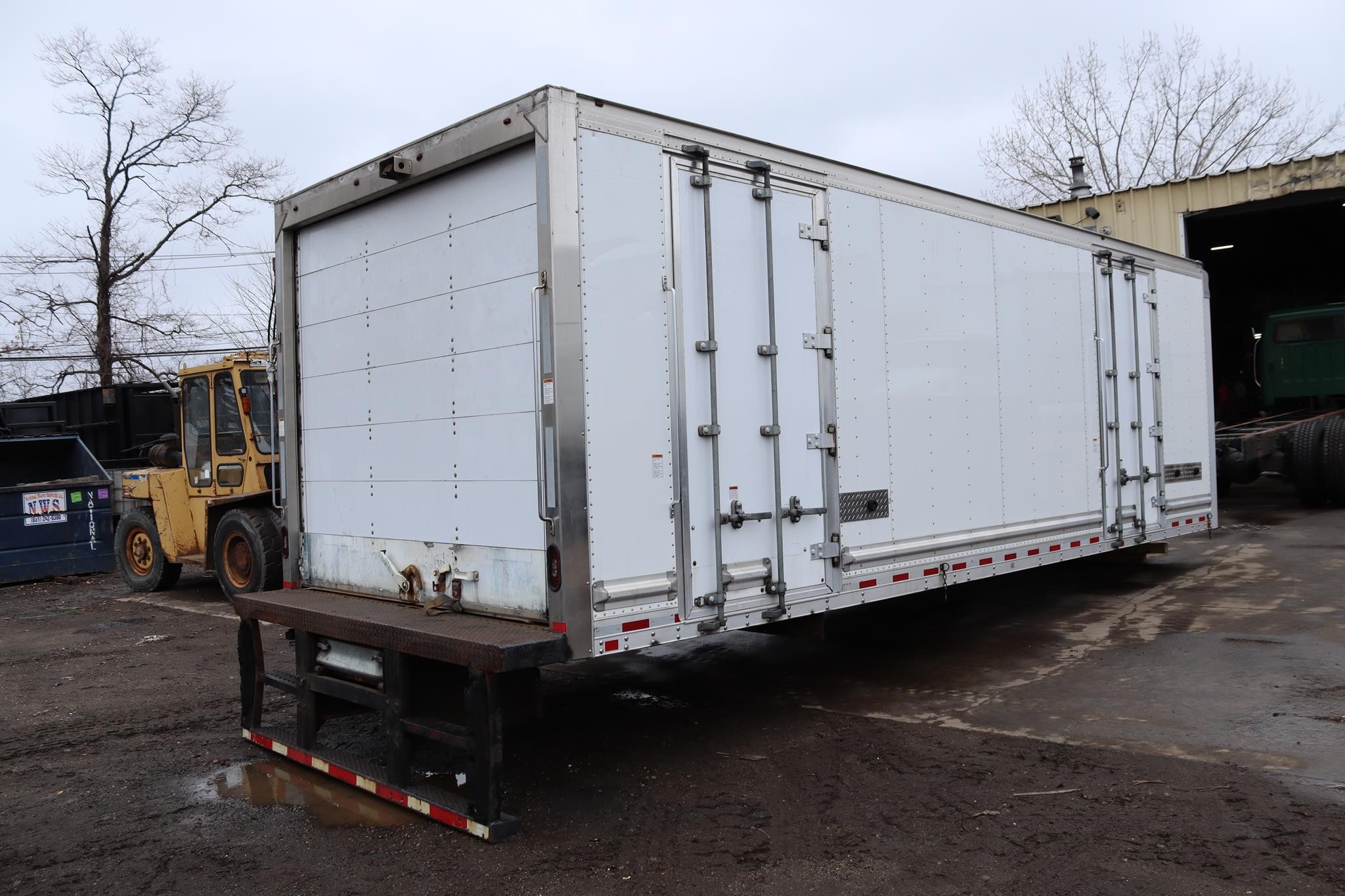 2018 MORGAN 24 FT - image 1 of 6