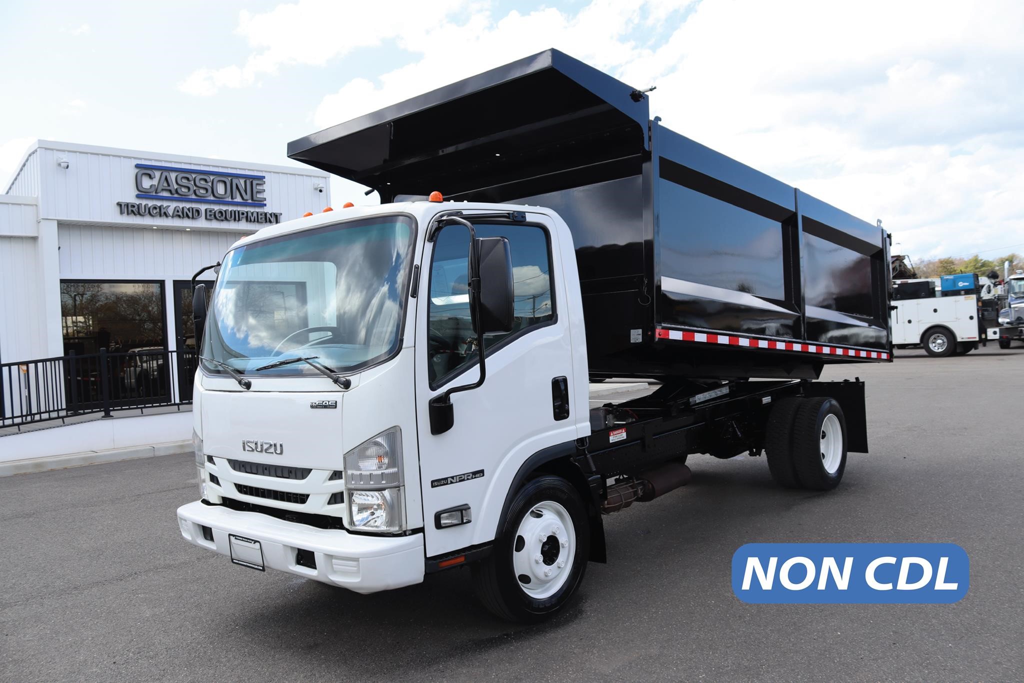 2018 ISUZU NPR HD - image 1 of 6