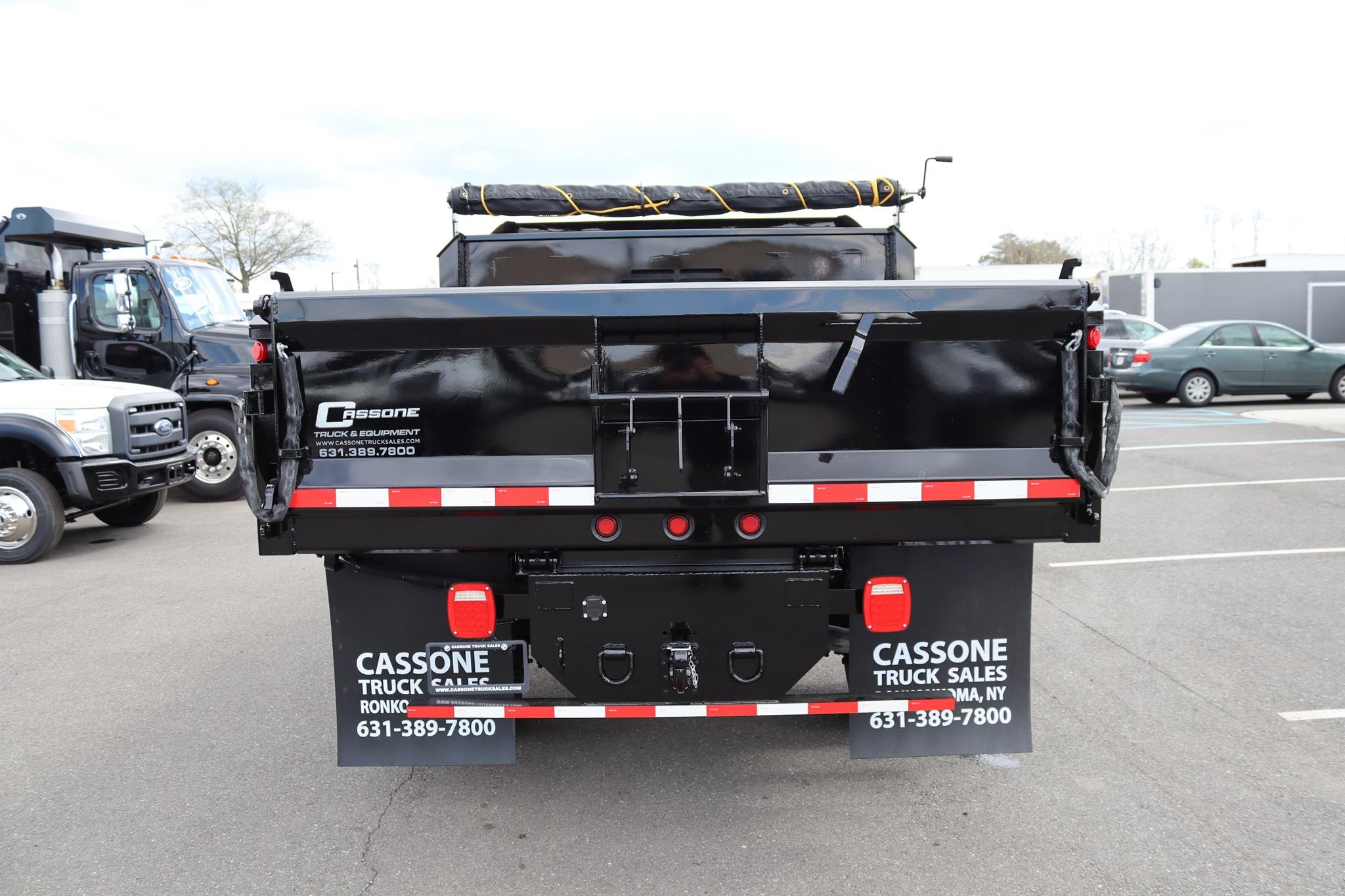 2015 FORD F550 XL - image 3 of 6