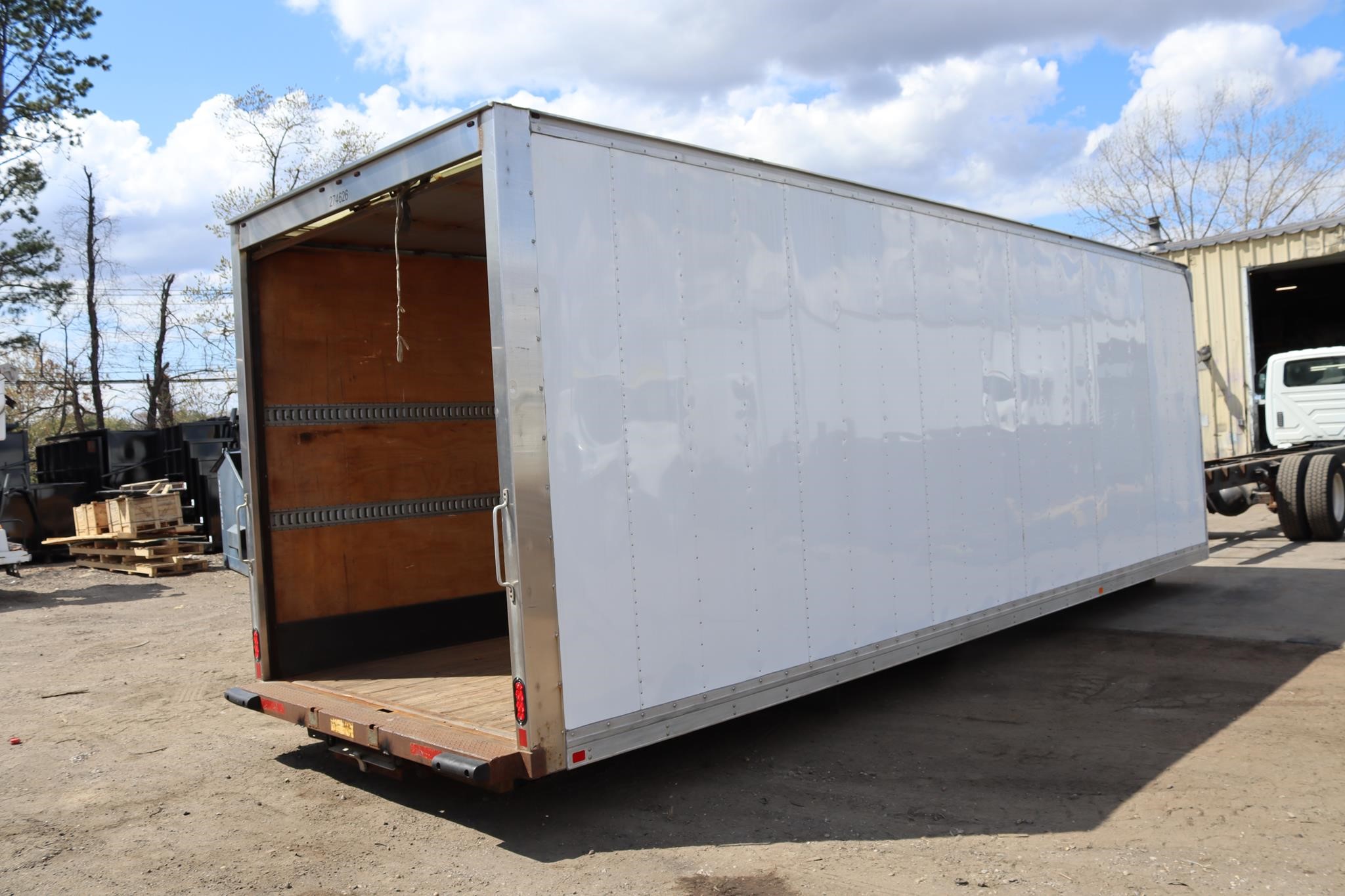 2020 SUPREME 26 FT - image 4 of 6