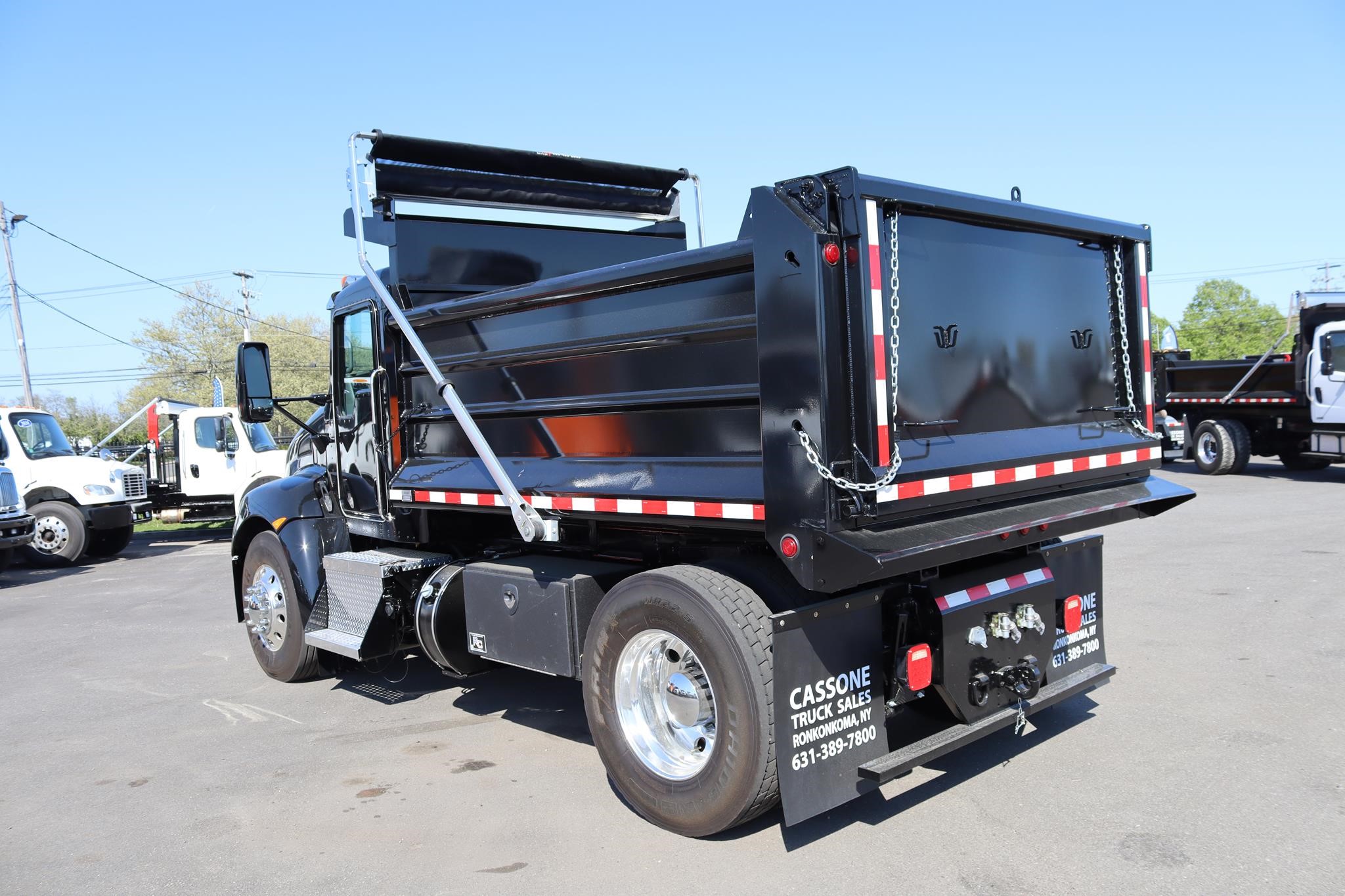 2018 KENWORTH T370 - image 2 of 6