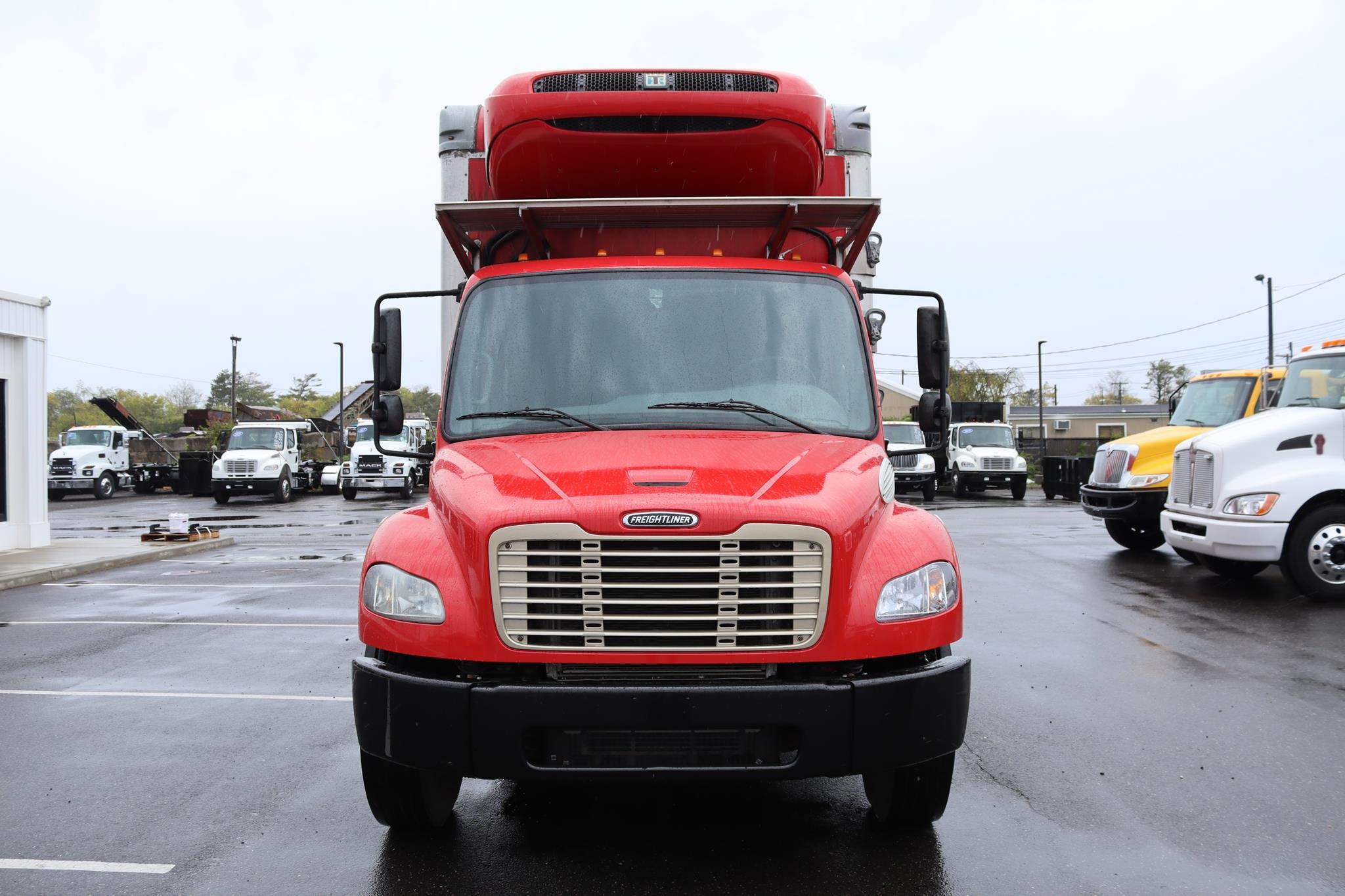 2019 FREIGHTLINER BUSINESS CLASS M2 106 - image 6 of 6