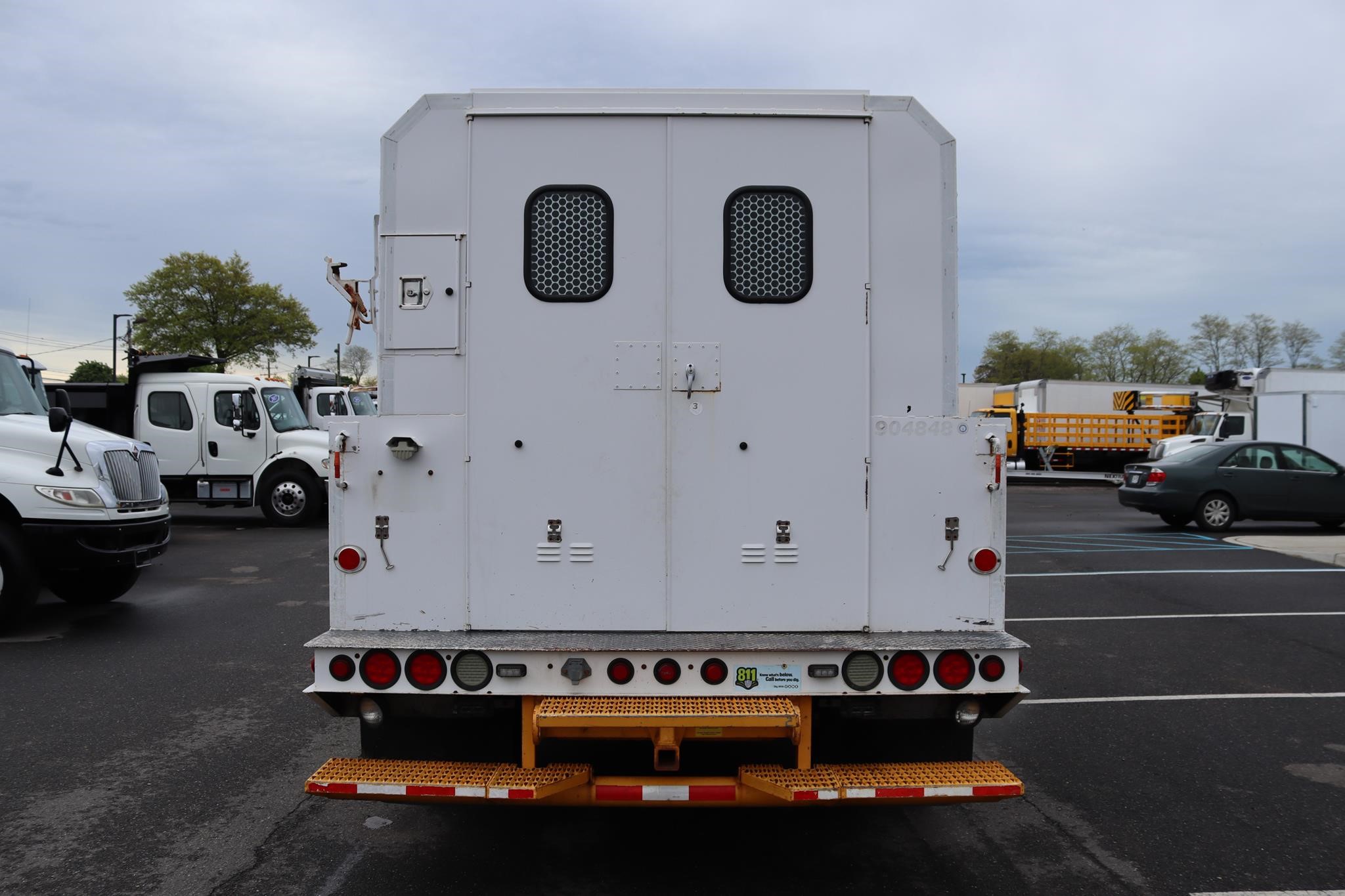 2014 FORD F550 SD XL - image 3 of 6