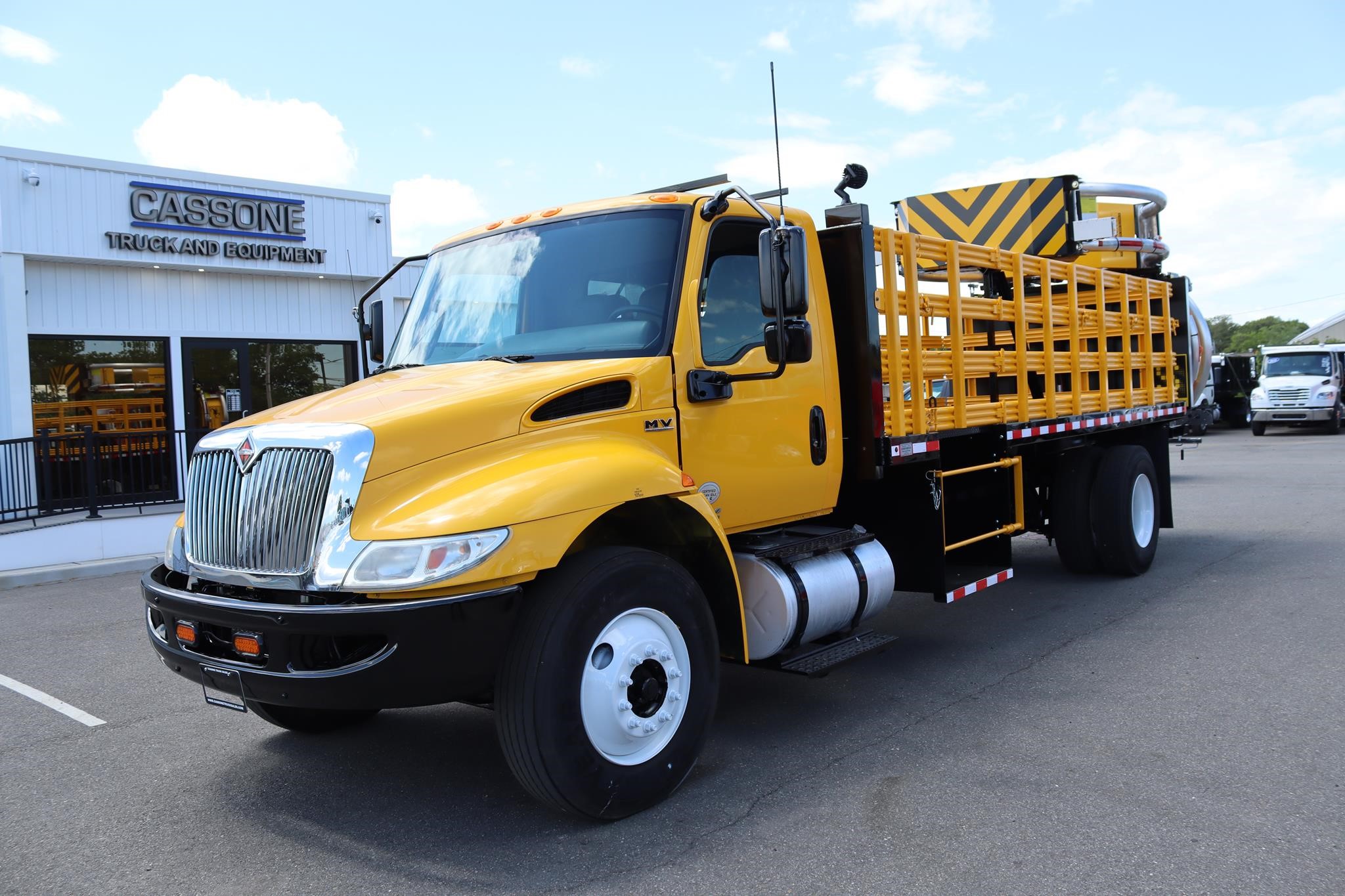 2020 INTERNATIONAL MV 2020 INTERNATIONAL MV - image 1 of 6