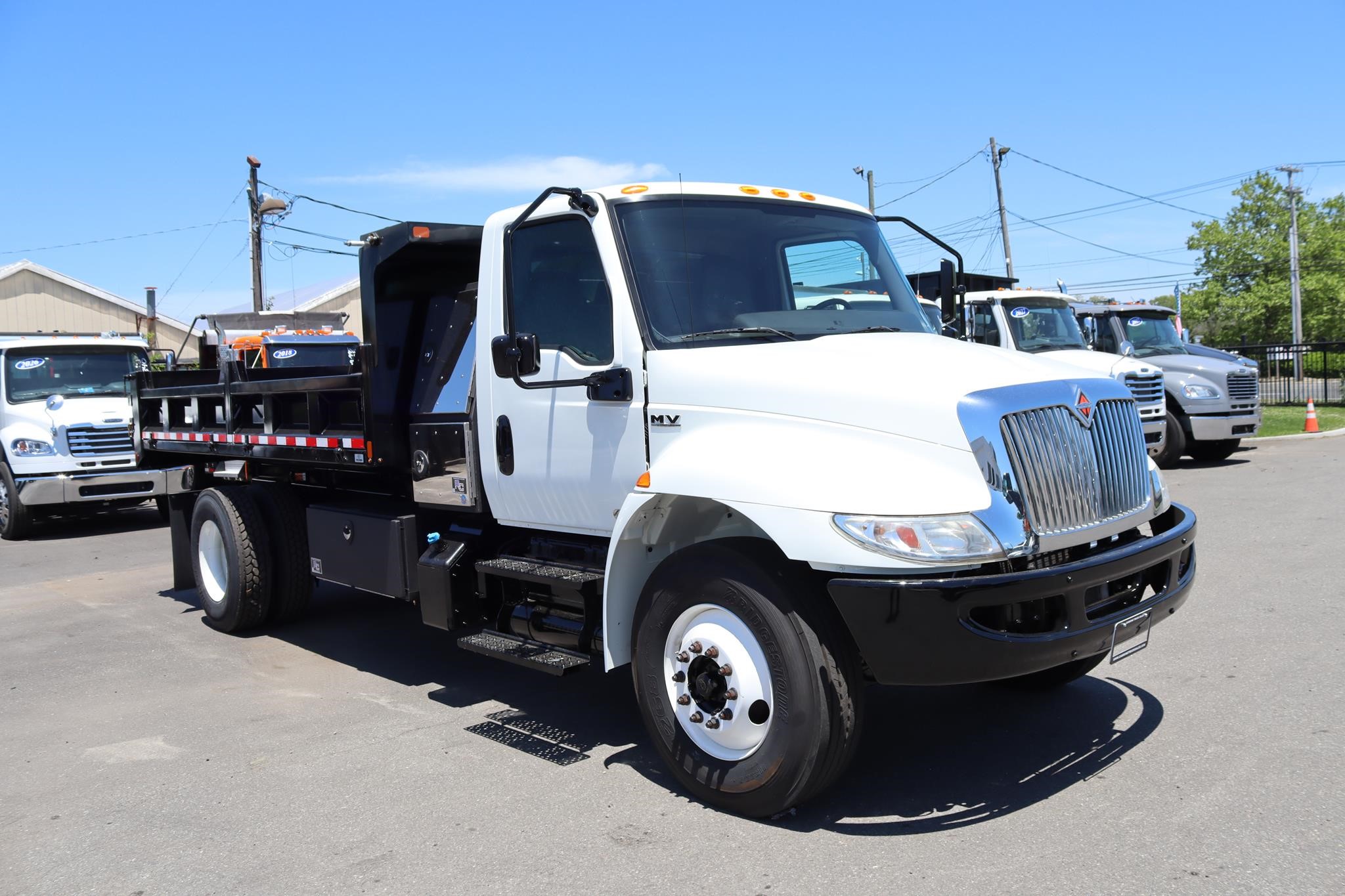 2020 INTERNATIONAL MV 2020 INTERNATIONAL MV - image 5 of 6