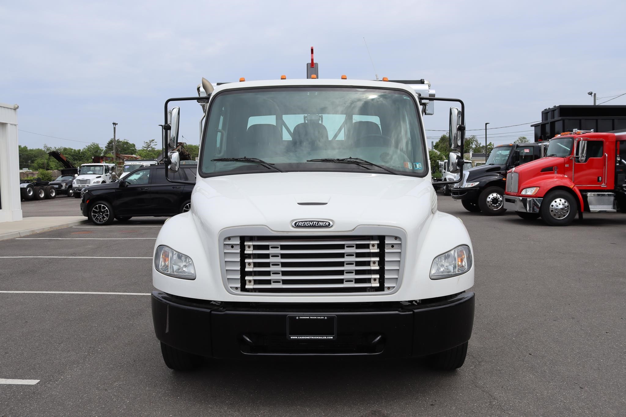2015 FREIGHTLINER BUSINESS CLASS M2 106 - image 6 of 6