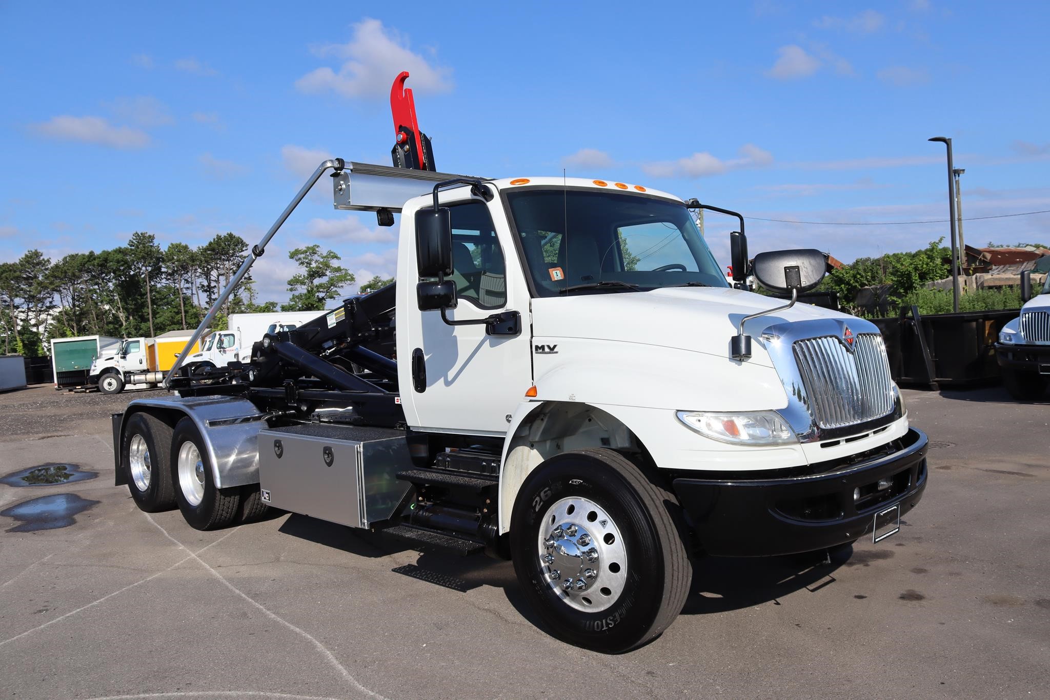 2020 INTERNATIONAL MV - image 5 of 6