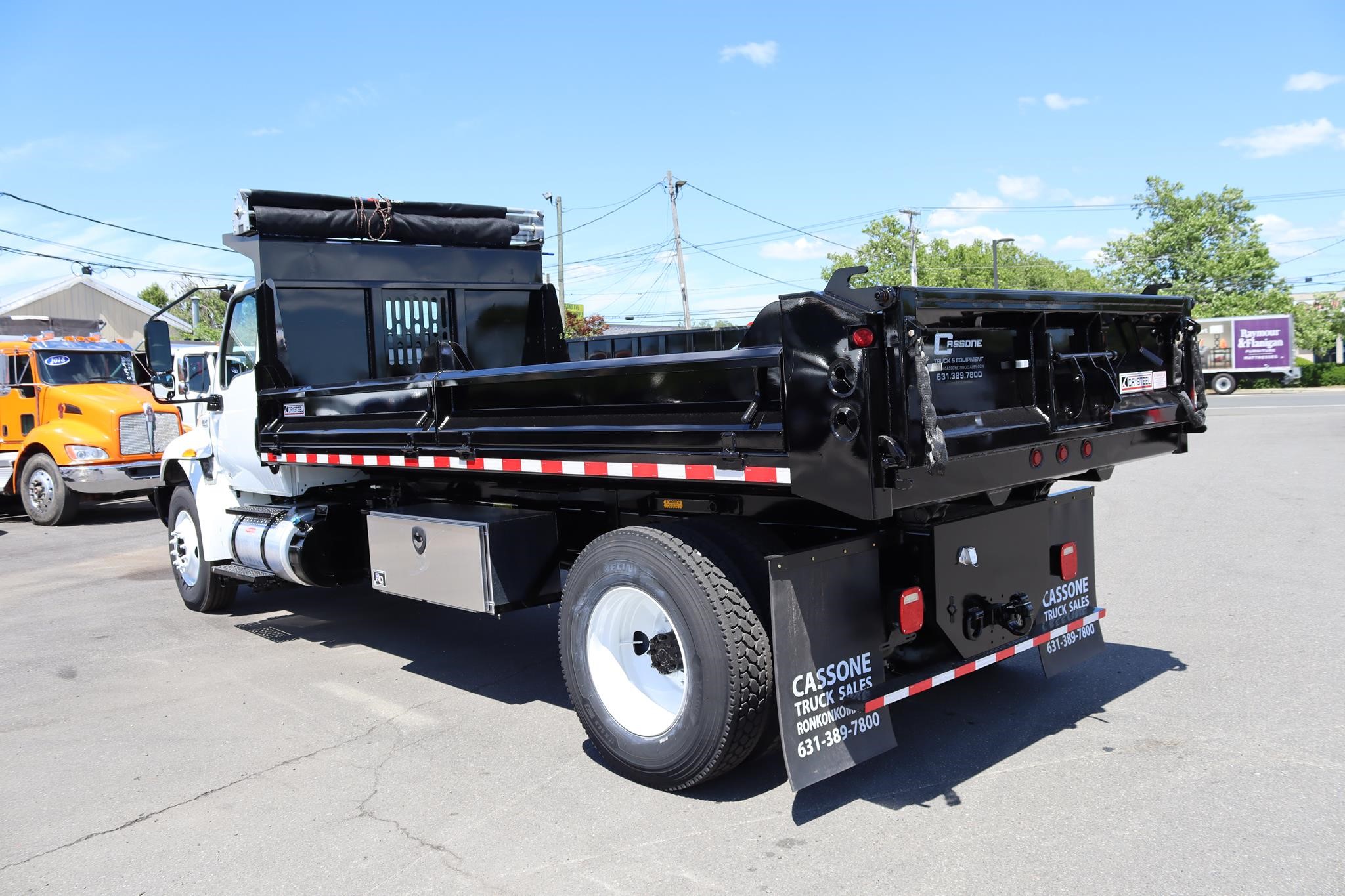 2021 INTERNATIONAL MV 2021 INTERNATIONAL MV - image 2 of 6