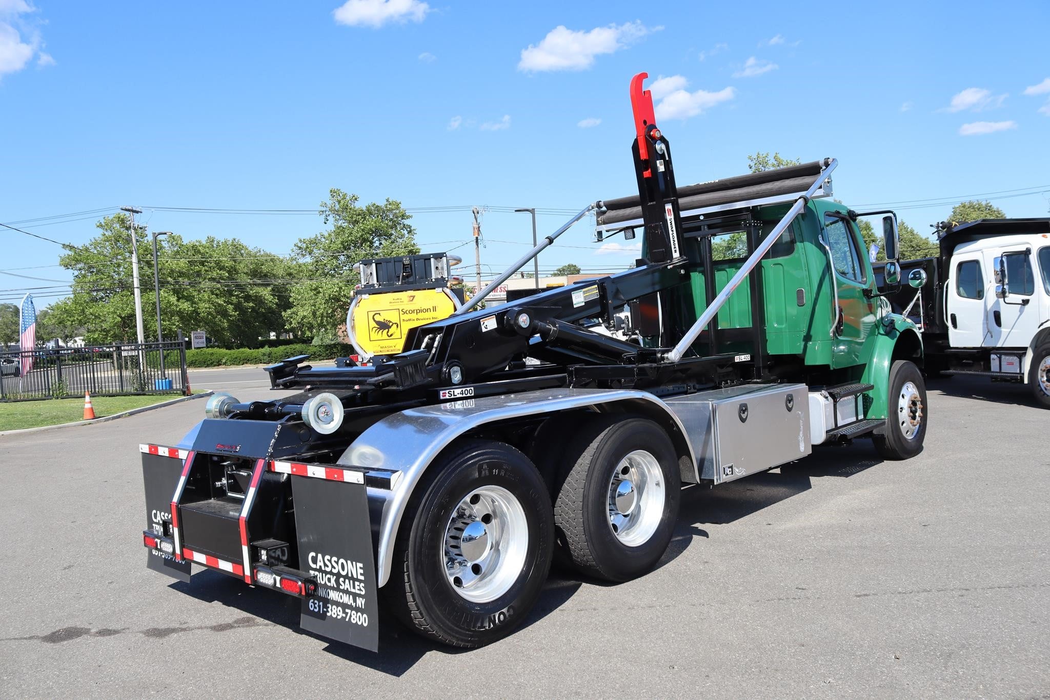 2019 FREIGHTLINER BUSINESS CLASS M2 106 - image 4 of 6