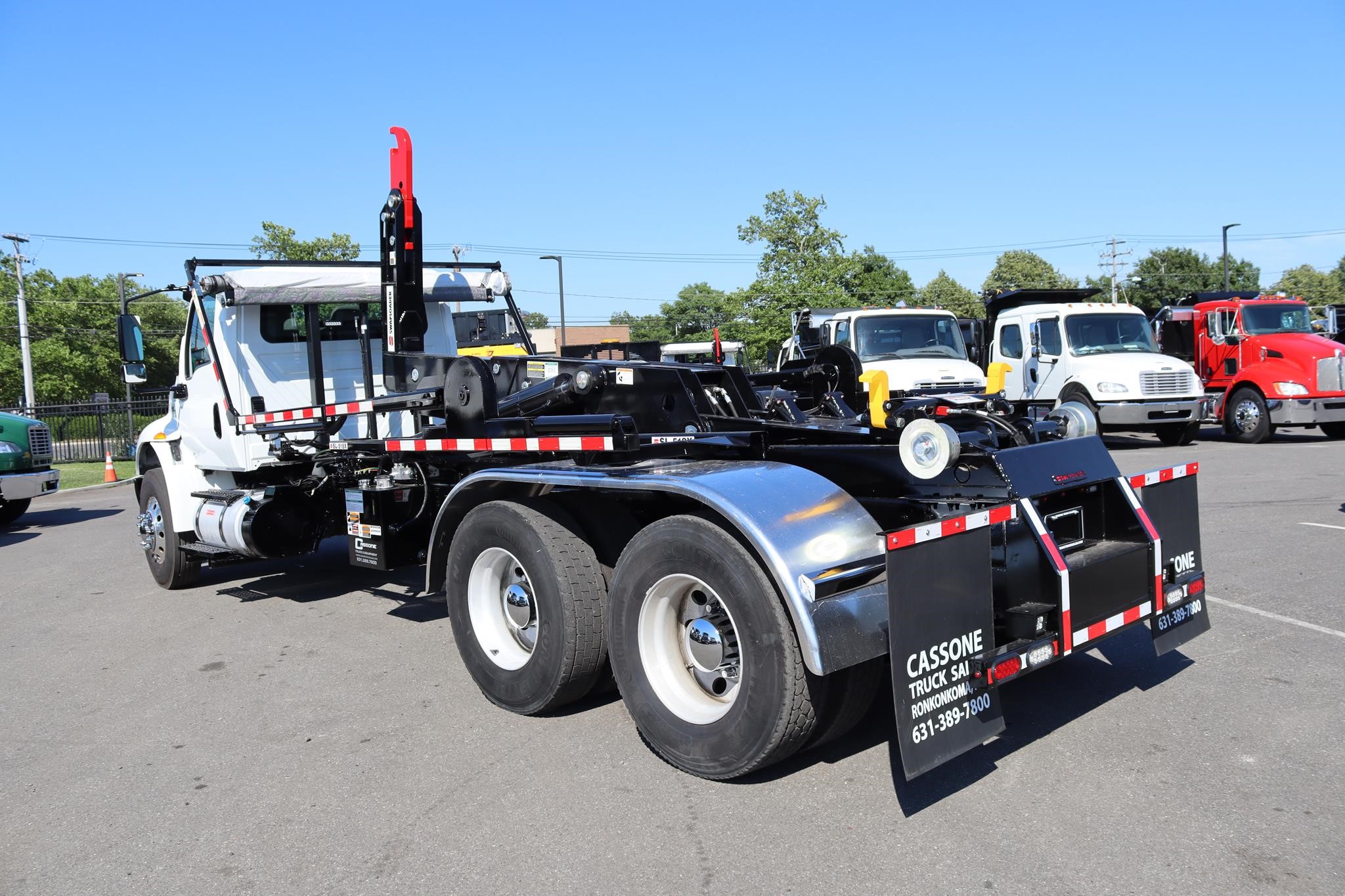 2020 INTERNATIONAL MV 2020 INTERNATIONAL MV - image 2 of 6