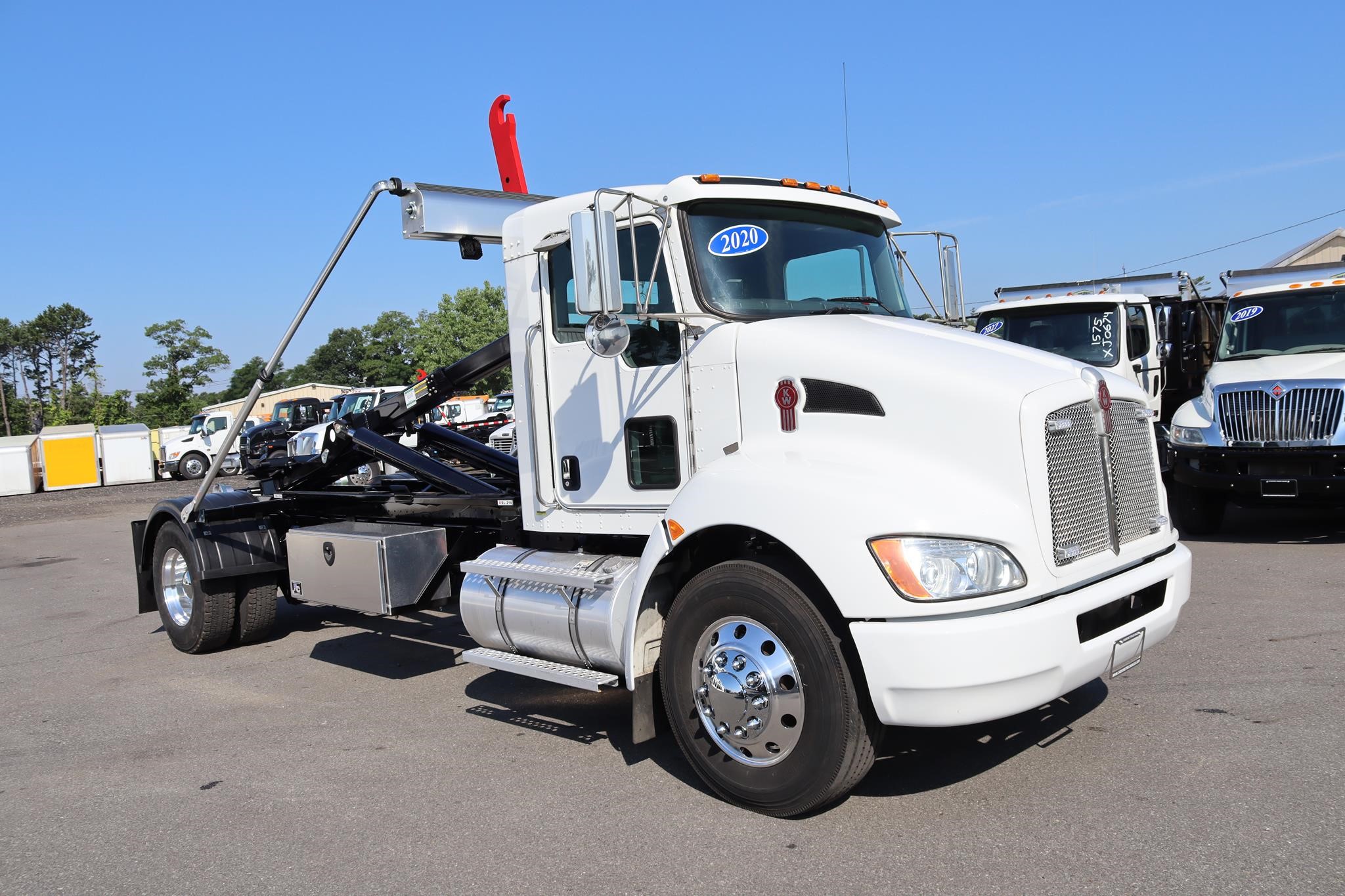 2020 KENWORTH T270 2020 KENWORTH T270 - image 5 of 6