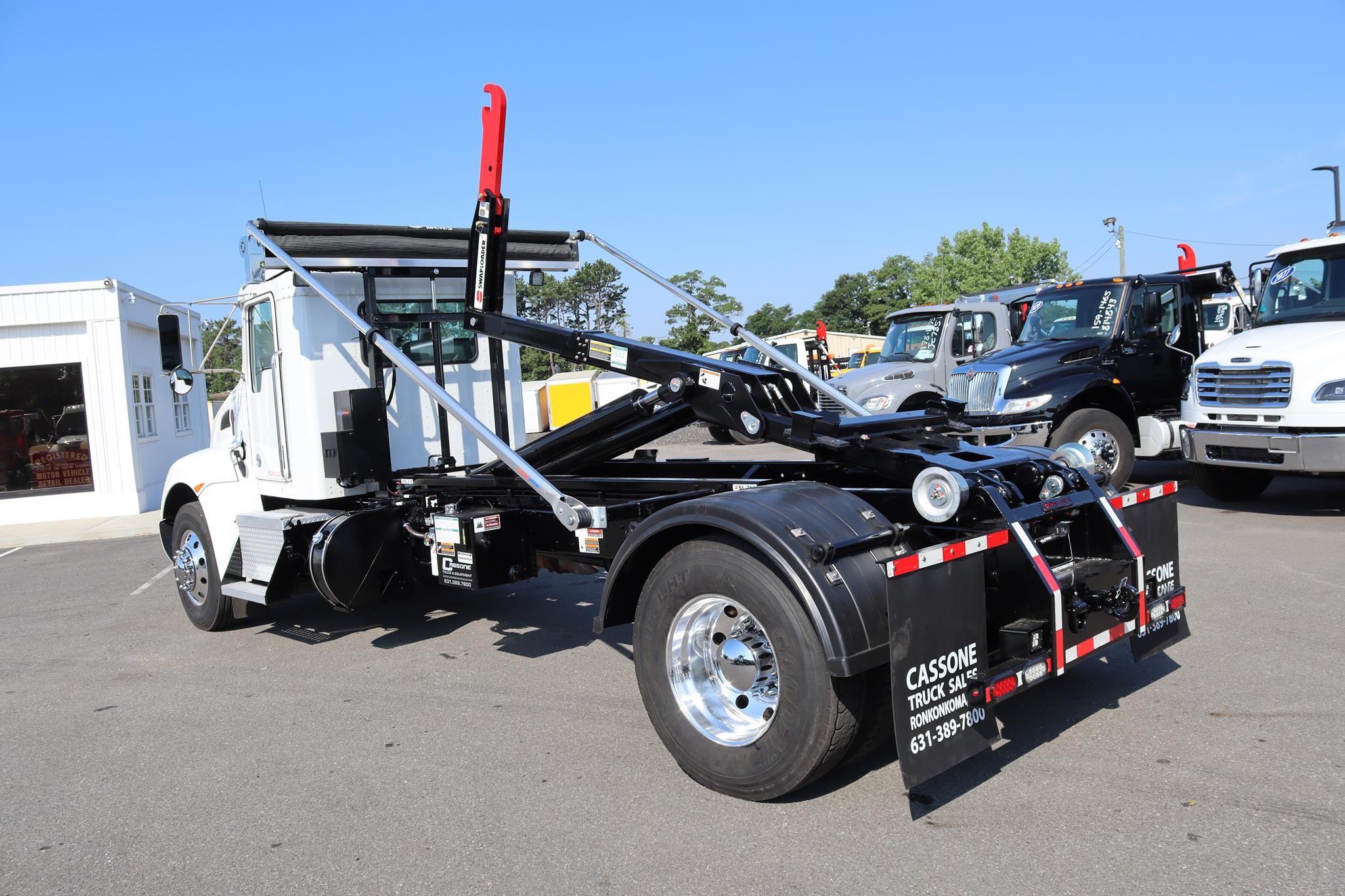 2020 KENWORTH T270 2020 KENWORTH T270 - image 2 of 6