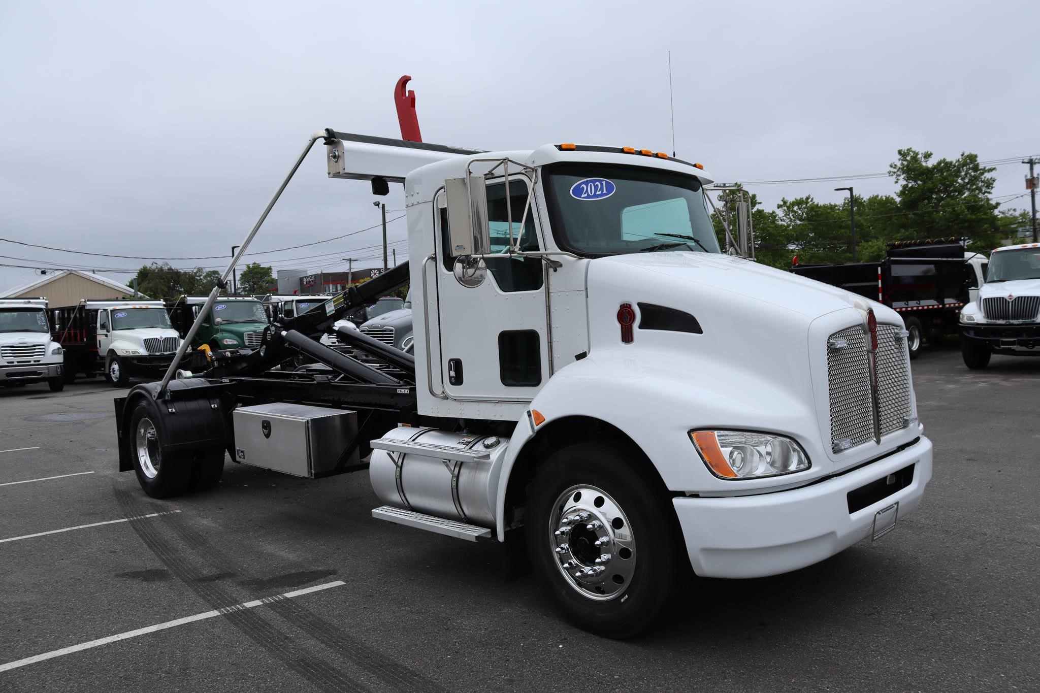 2021 KENWORTH T270 2021 KENWORTH T270 - image 5 of 6