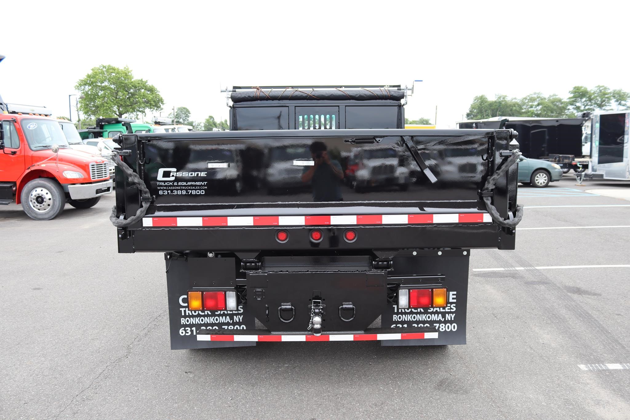 2019 ISUZU NPR HD 2019 ISUZU NPR HD - image 3 of 6