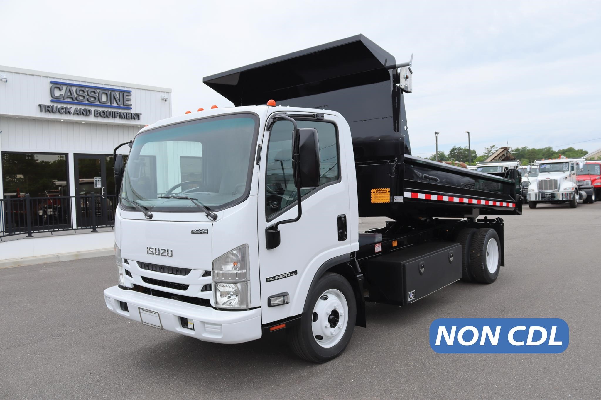 2019 ISUZU NPR HD 2019 ISUZU NPR HD - image 1 of 6