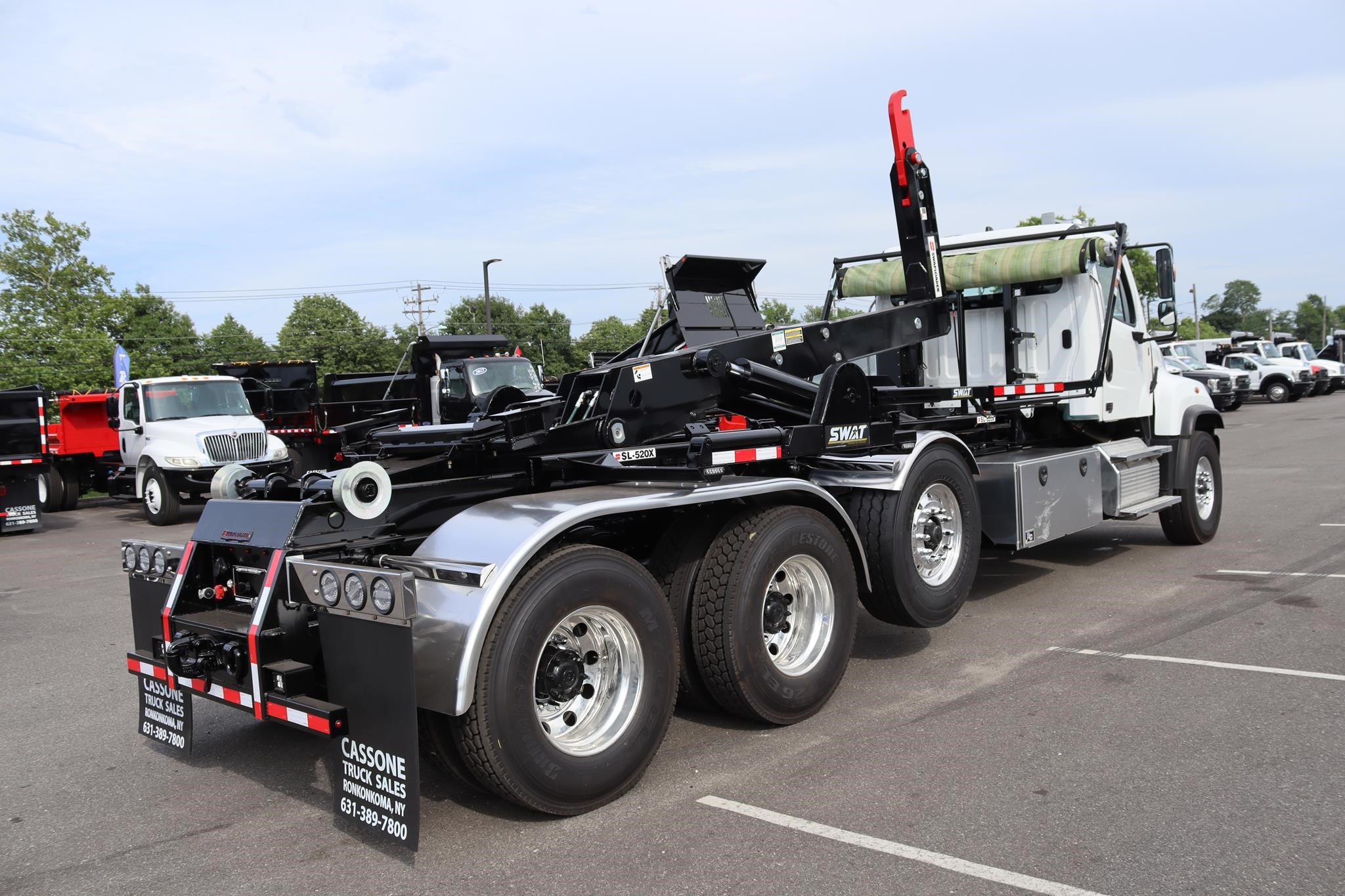 2027 FREIGHTLINER 114SD PLUS - image 4 of 6