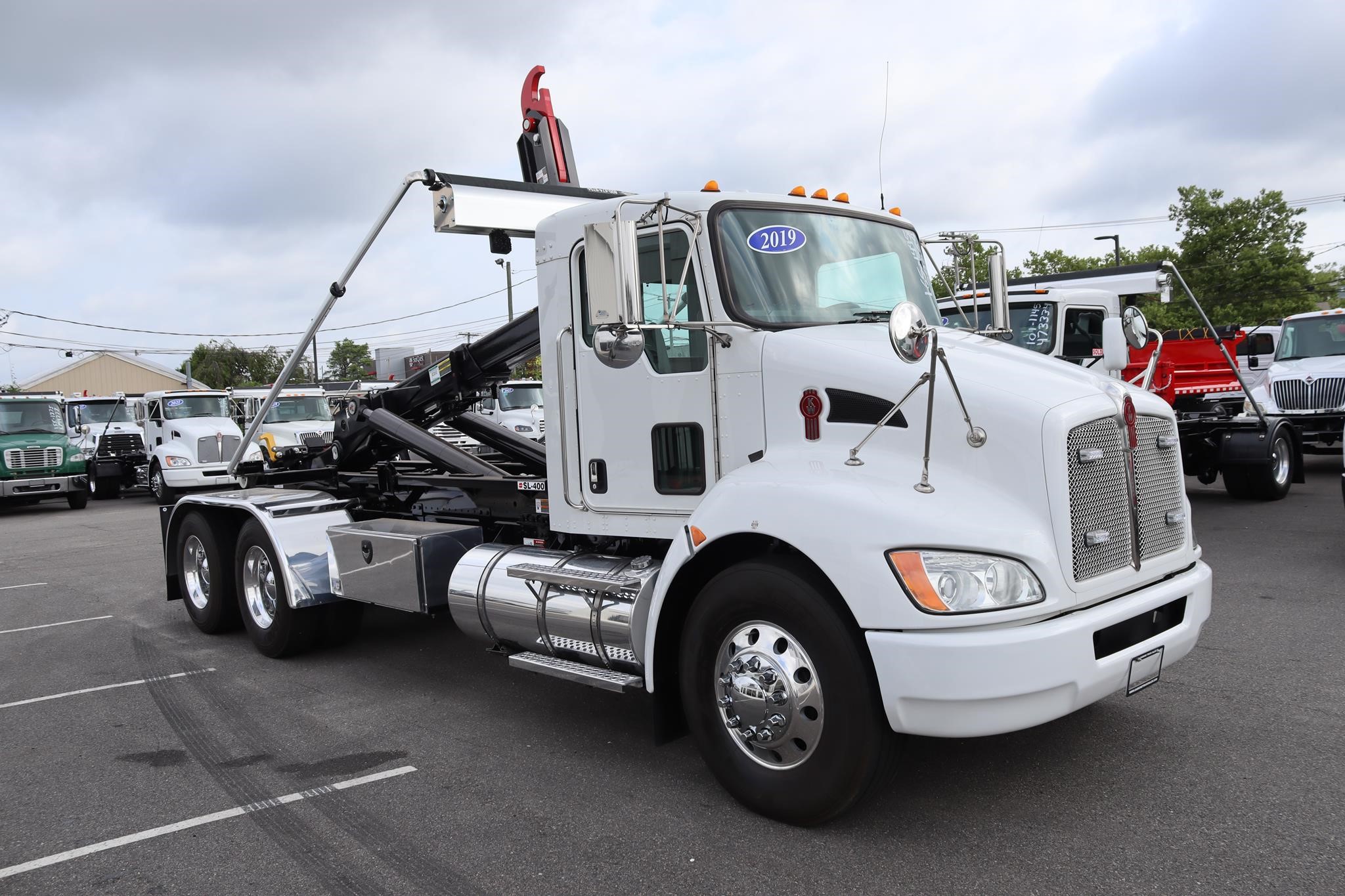 2019 KENWORTH T370 2019 KENWORTH T370 - image 5 of 6