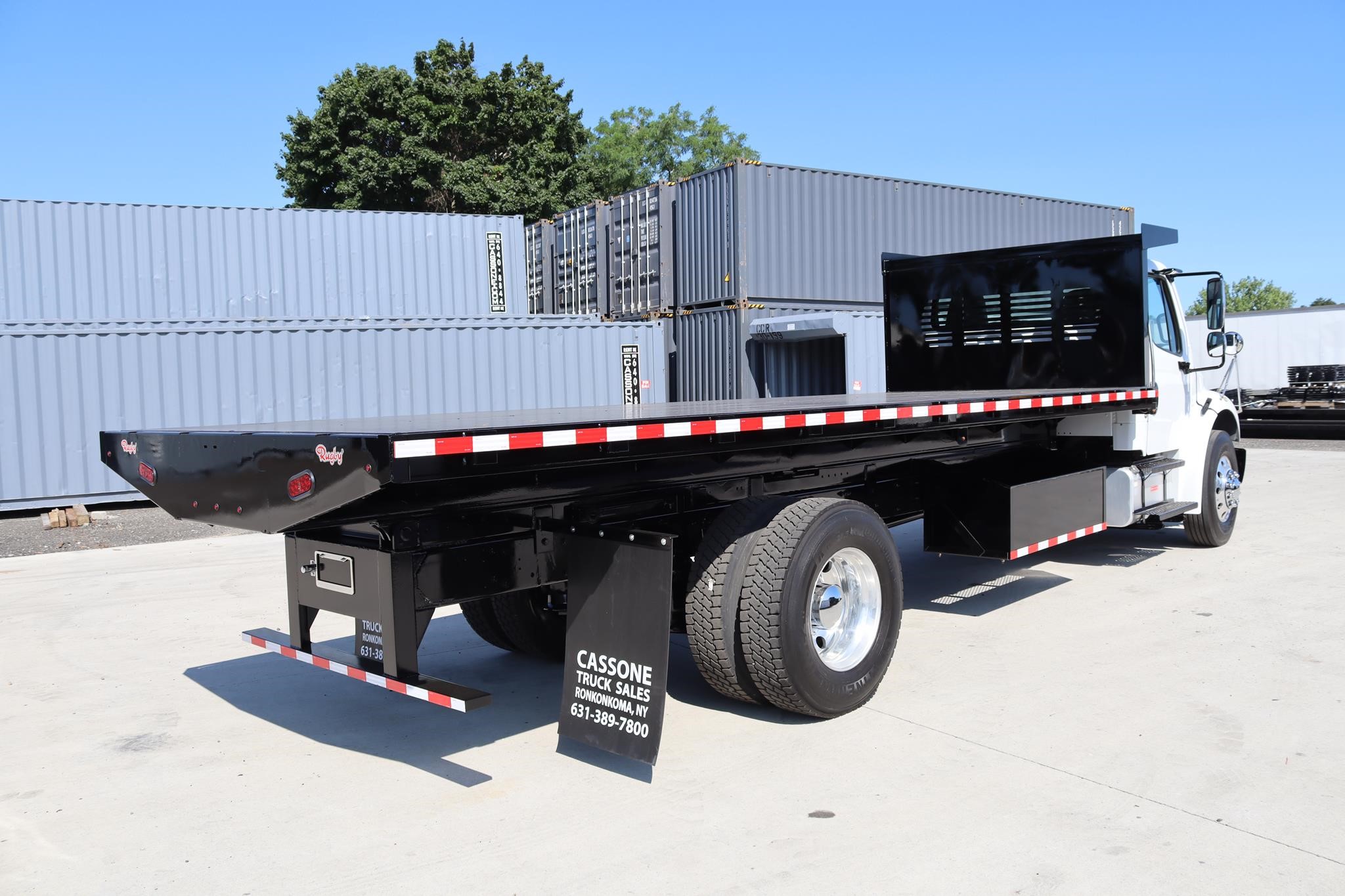 2019 FREIGHTLINER BUSINESS CLASS M2 106 - image 4 of 6