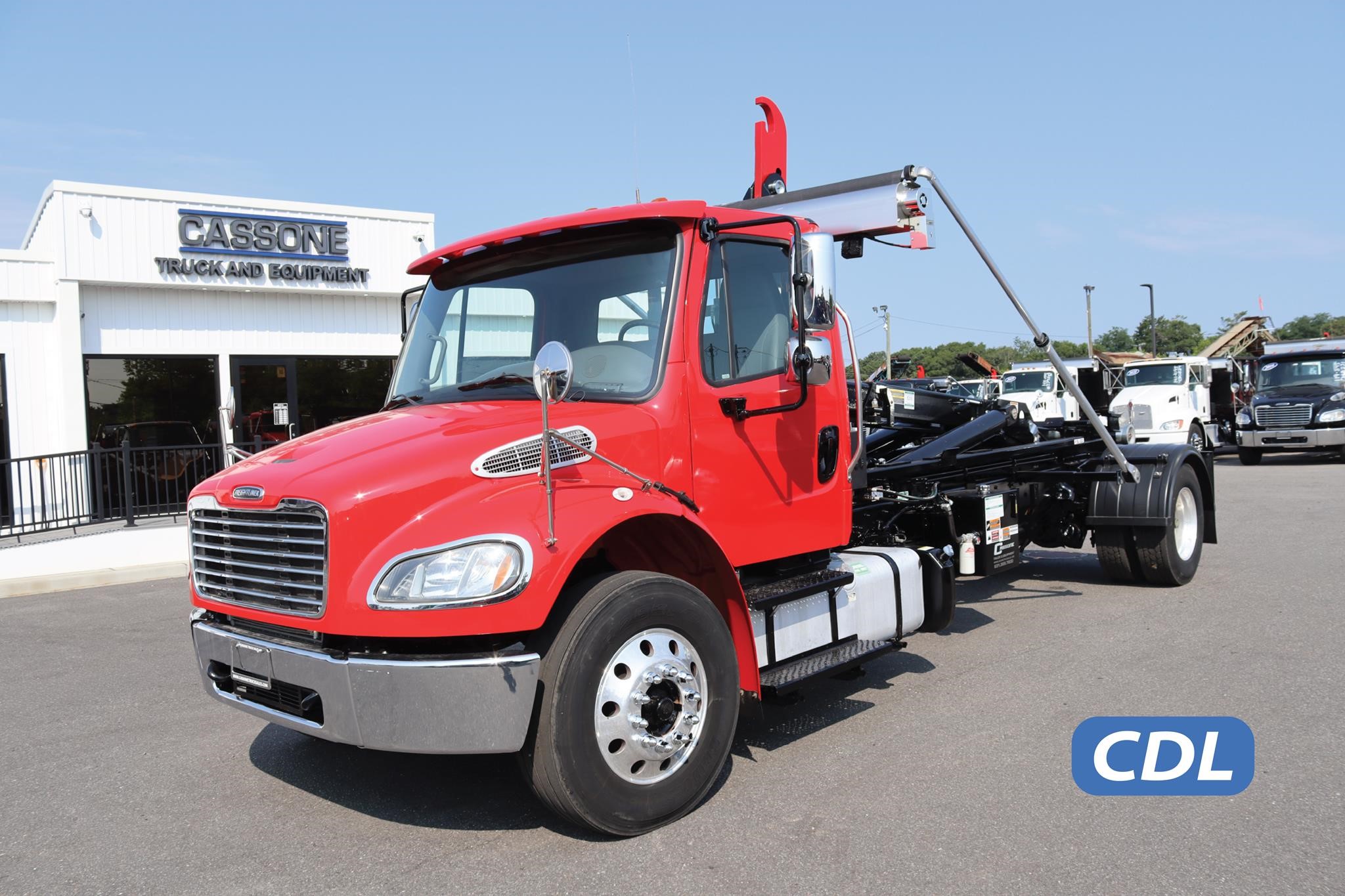 2018 FREIGHTLINER BUSINESS CLASS M2 106 2018 FREIGHTLINER BUSINESS CLASS M2 106 - image 1 of 6