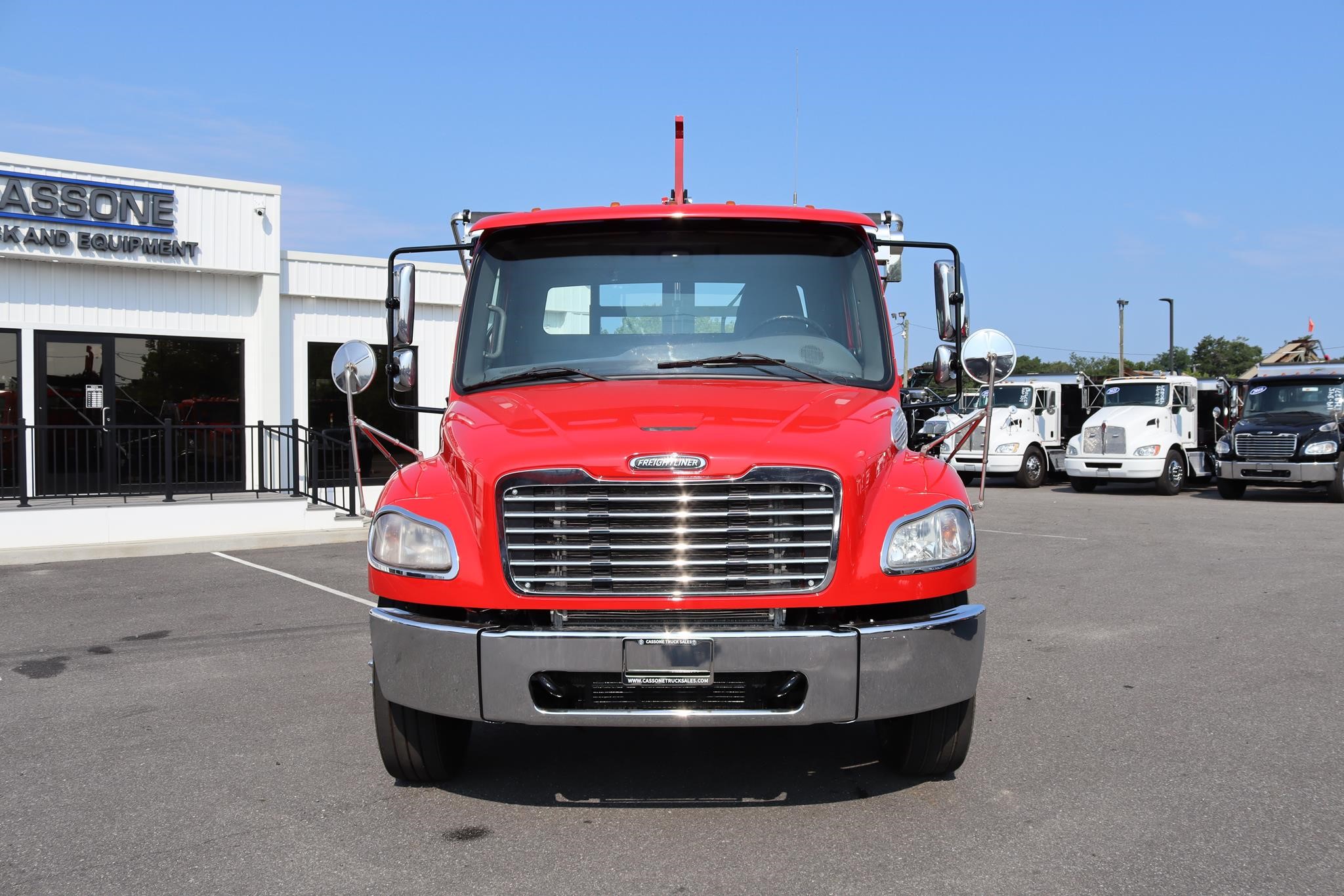 2018 FREIGHTLINER BUSINESS CLASS M2 106 2018 FREIGHTLINER BUSINESS CLASS M2 106 - image 6 of 6