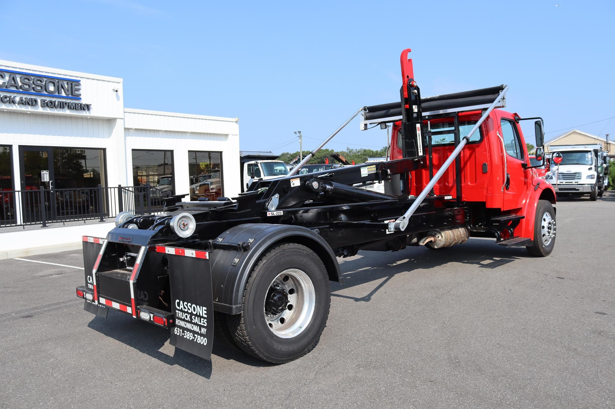 2018 FREIGHTLINER BUSINESS CLASS M2 106 2018 FREIGHTLINER BUSINESS CLASS M2 106 - image 4 of 6