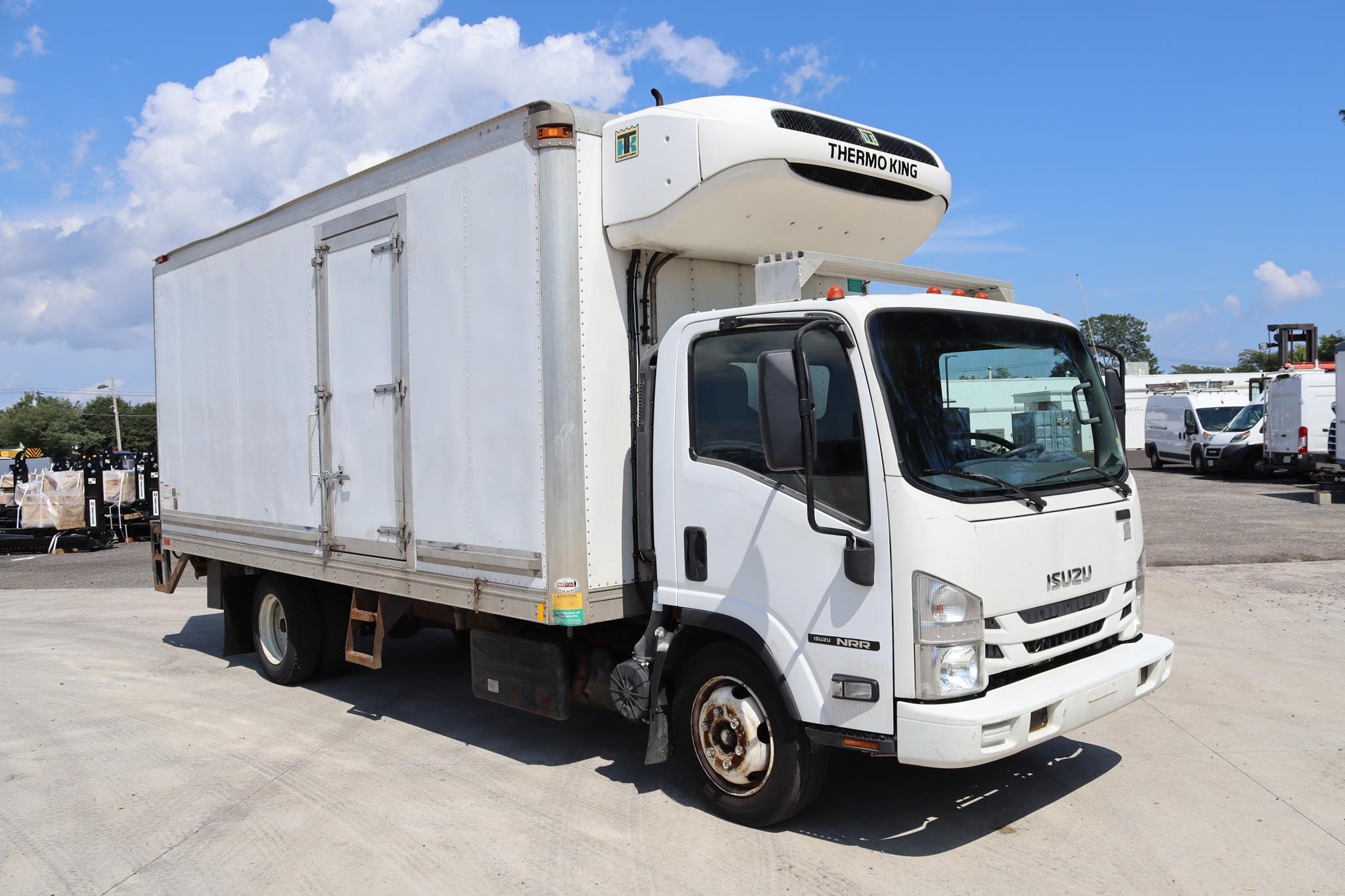 2016 ISUZU NRR 2016 ISUZU NRR - image 5 of 6