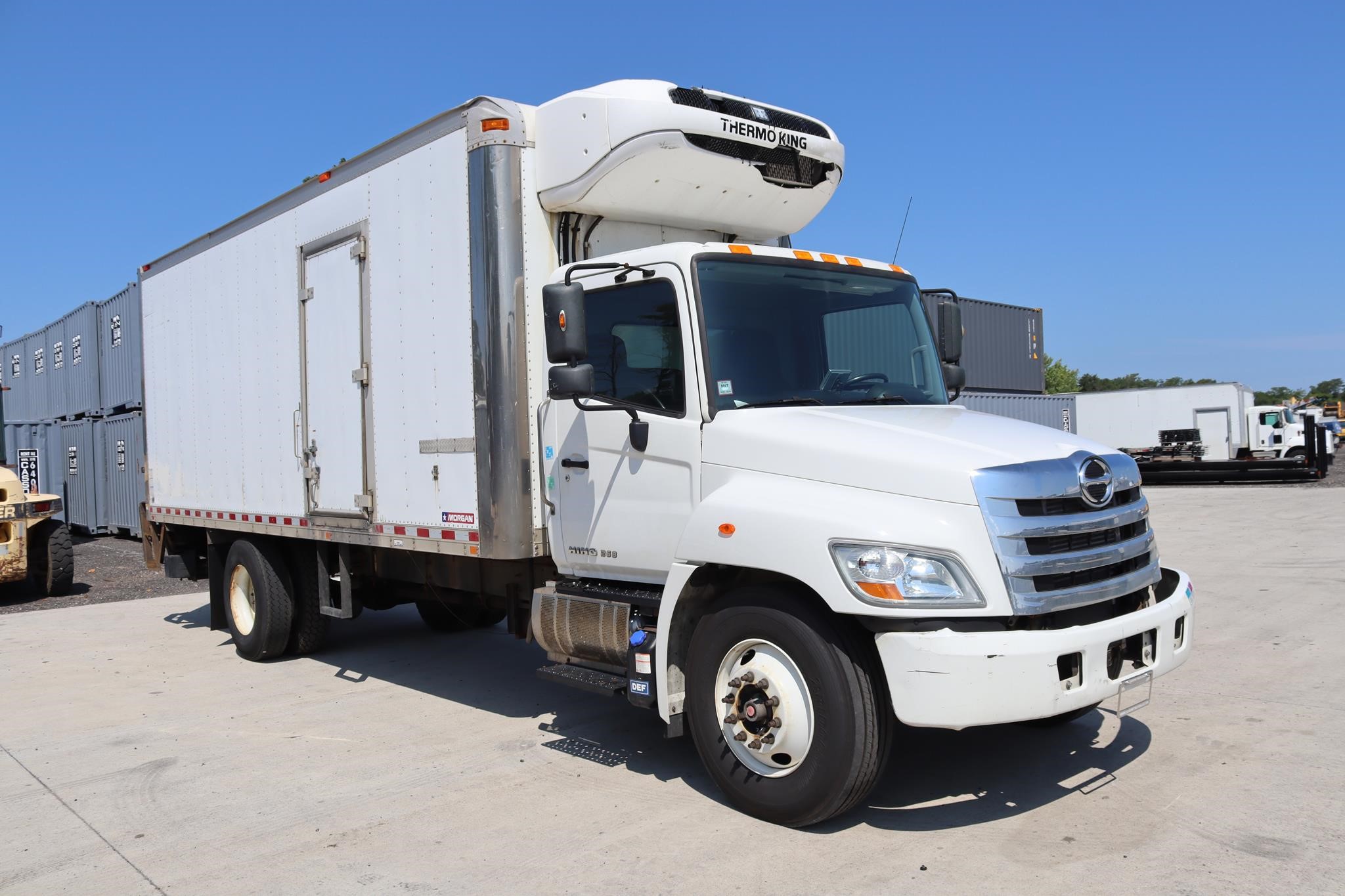 2019 HINO 268 2019 HINO 268 - image 5 of 6