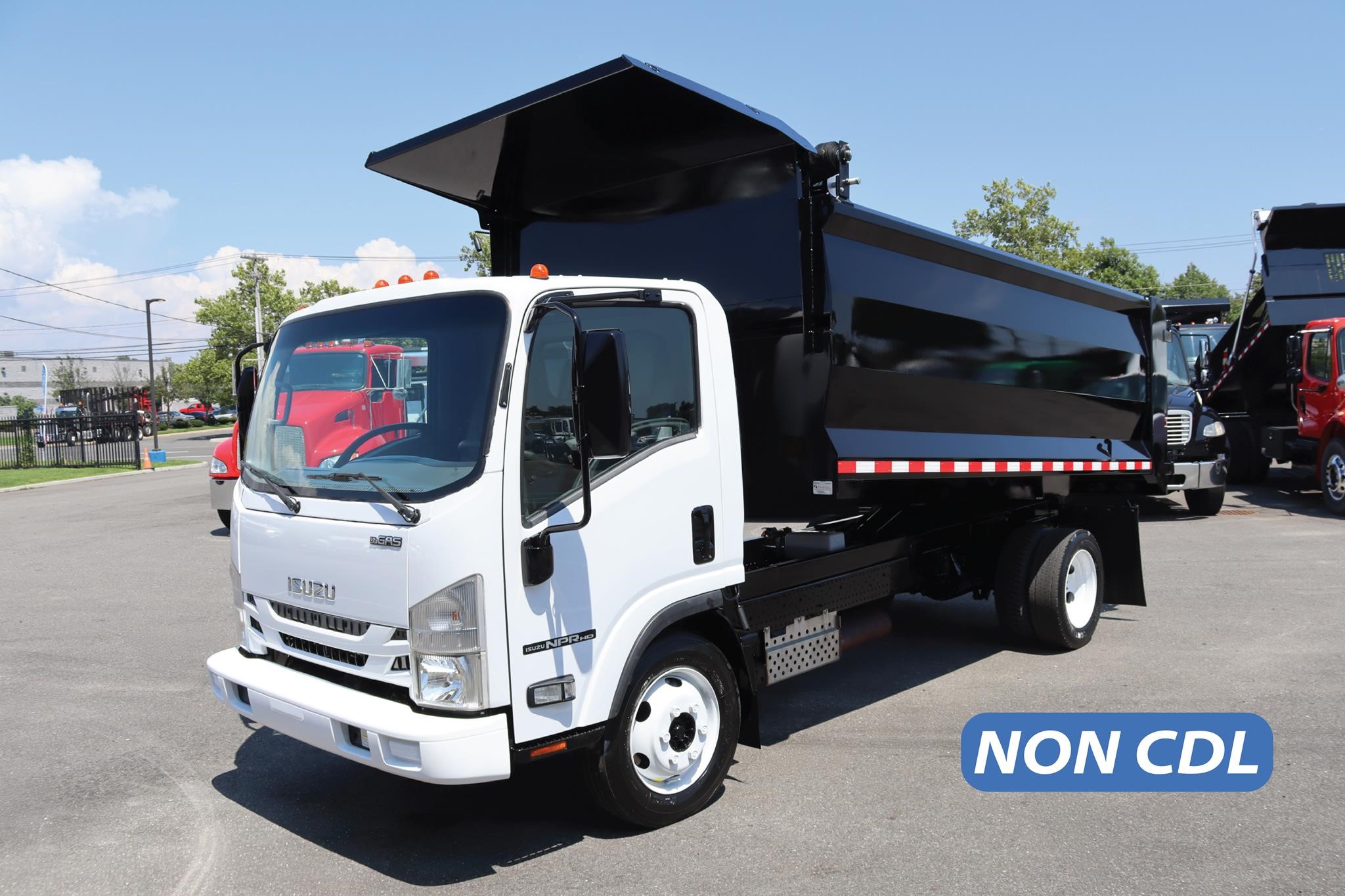 2019 ISUZU NPR HD 2019 ISUZU NPR HD - image 1 of 6