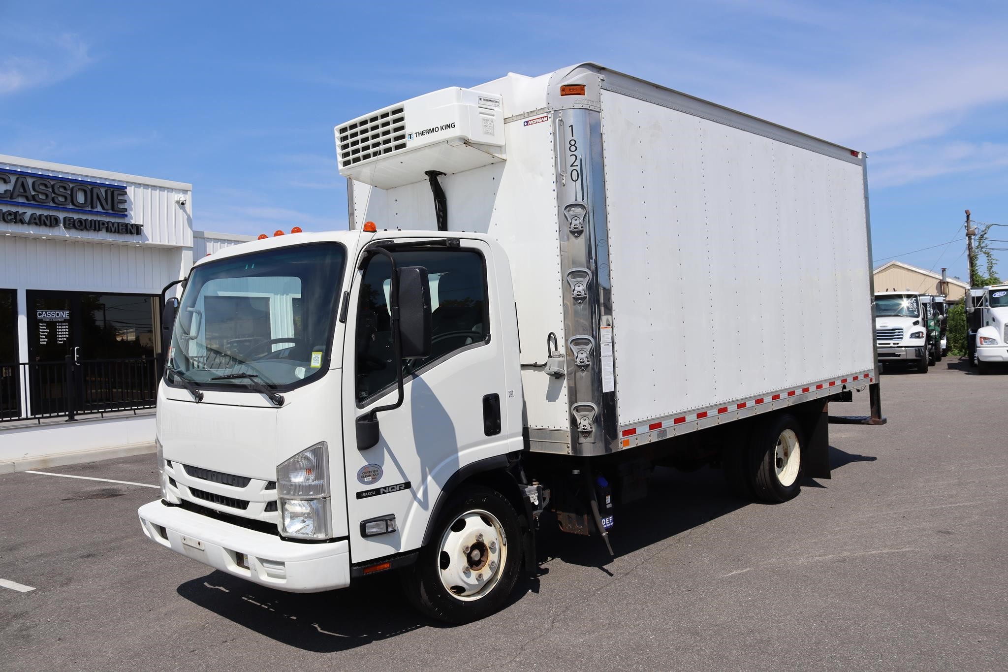 2019 ISUZU NQR 2019 ISUZU NQR - image 1 of 6