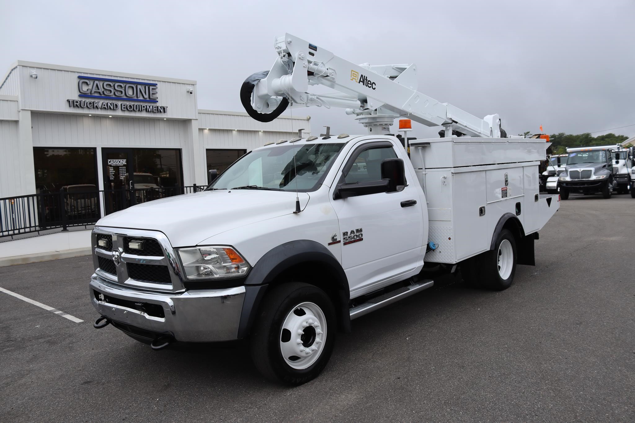 2016 ALTEC AT37G 2016 ALTEC AT37G - image 1 of 6