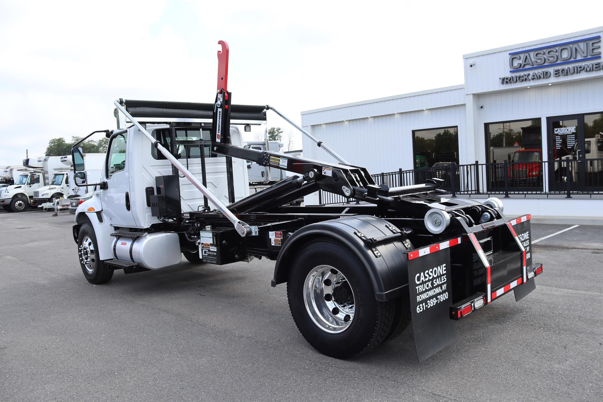 2021 INTERNATIONAL MV 2021 INTERNATIONAL MV - image 2 of 6