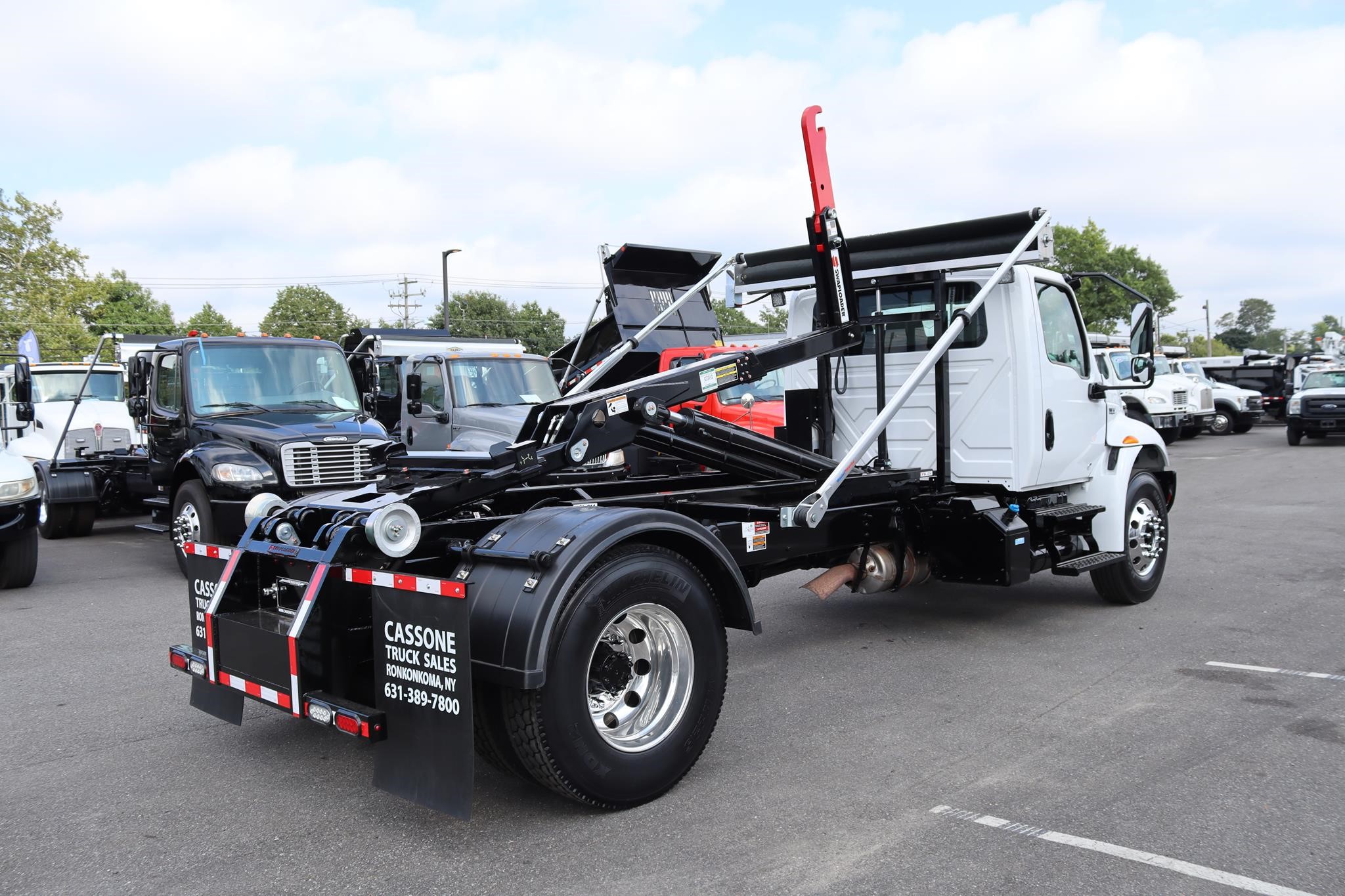 2021 INTERNATIONAL MV 2021 INTERNATIONAL MV - image 4 of 6