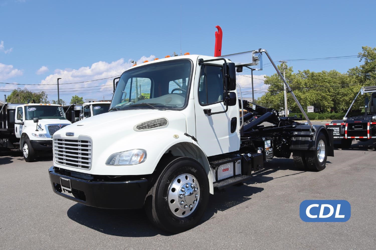 2017 FREIGHTLINER BUSINESS CLASS M2 106 2017 FREIGHTLINER BUSINESS CLASS M2 106 - image 1 of 6