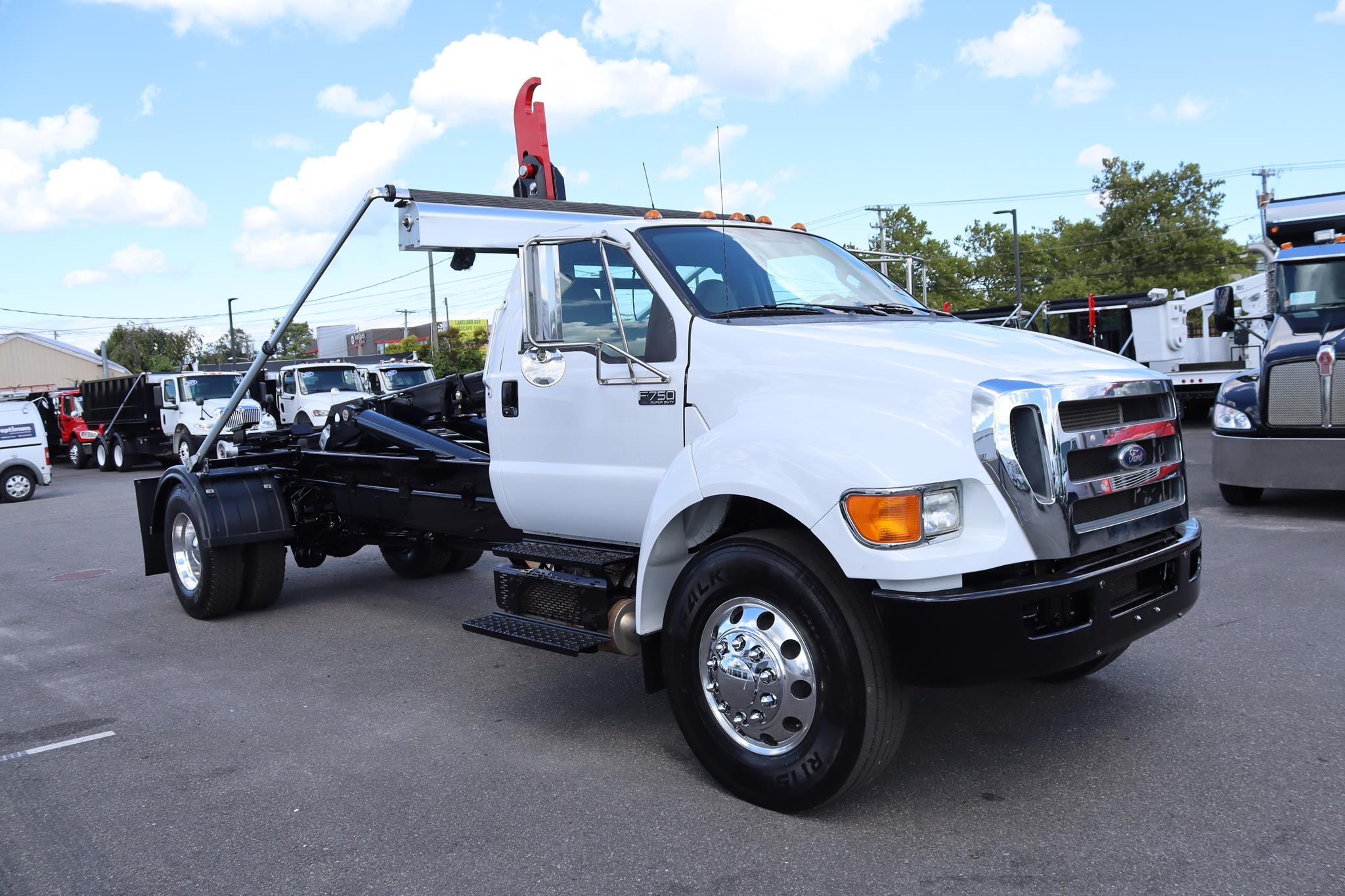 2013 FORD F750 XL SD - image 5 of 6