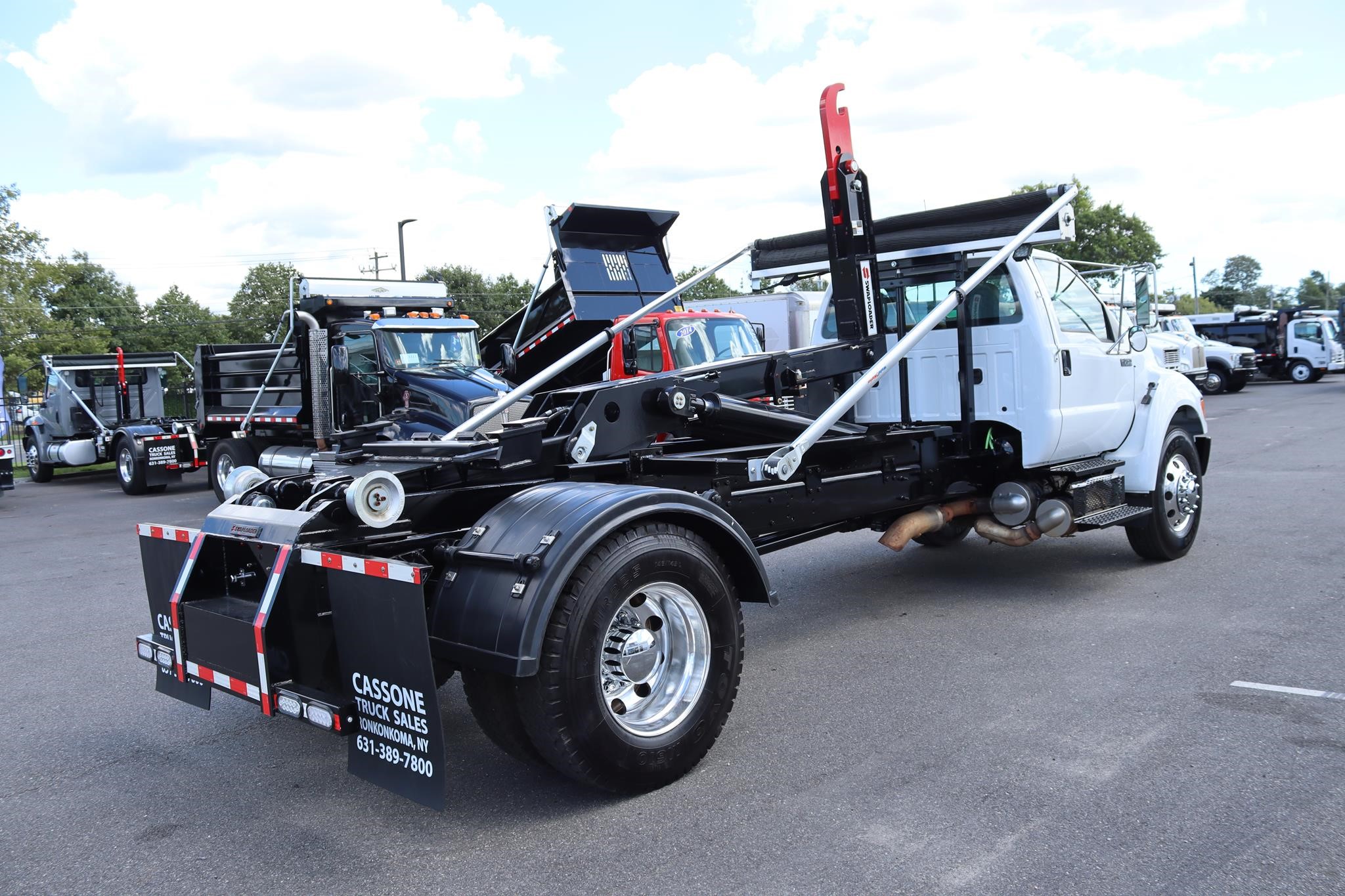 2013 FORD F750 XL SD - image 4 of 6