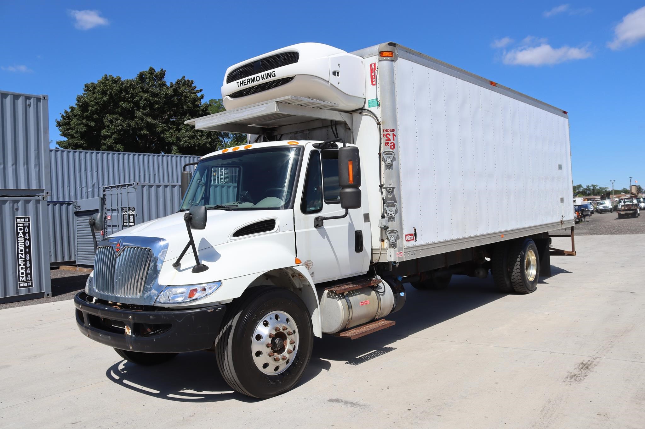 2019 INTERNATIONAL DURASTAR 4300 - image 1 of 6