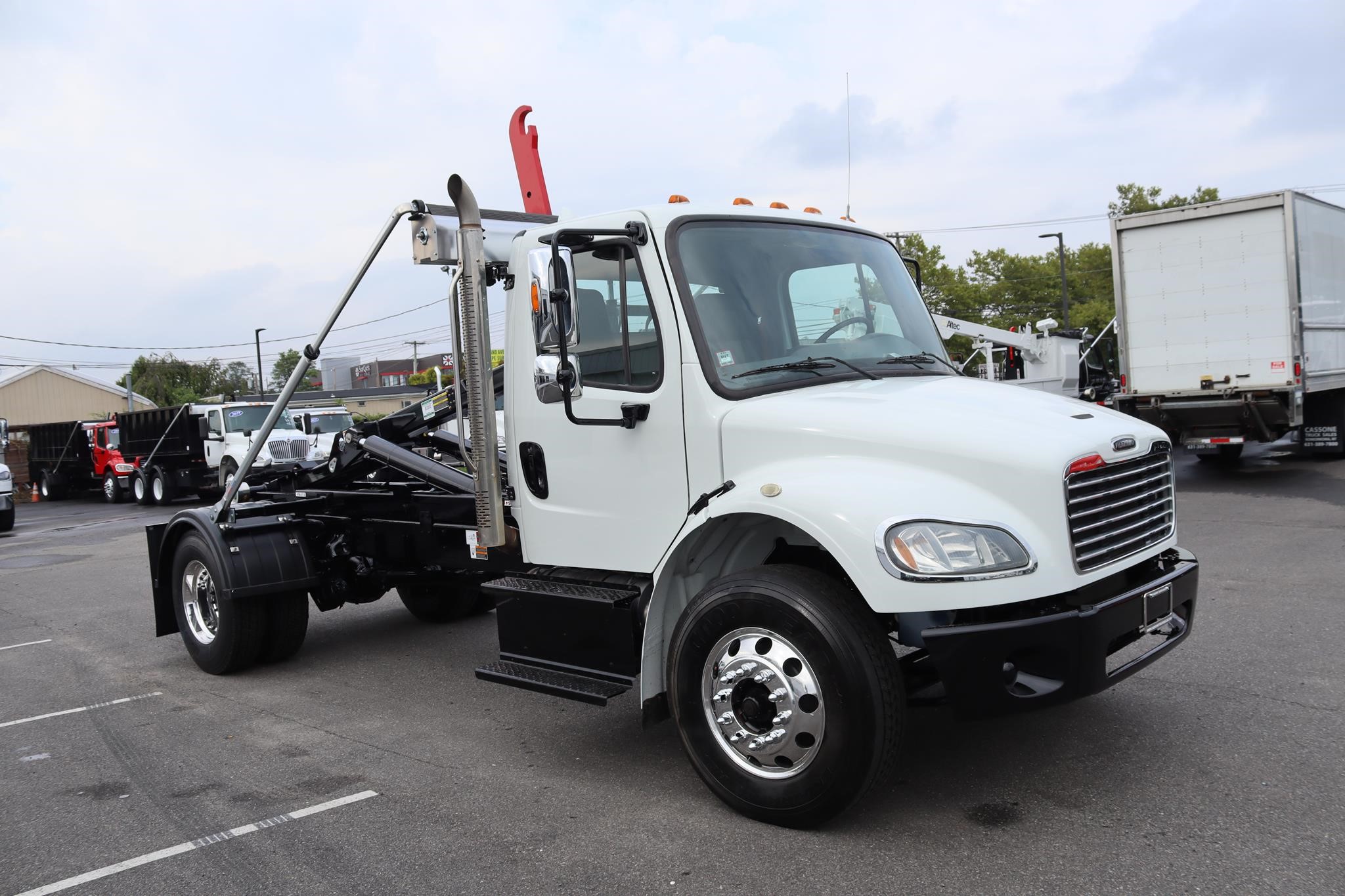 2016 FREIGHTLINER BUSINESS CLASS M2 106 2016 FREIGHTLINER BUSINESS CLASS M2 106 - image 5 of 6