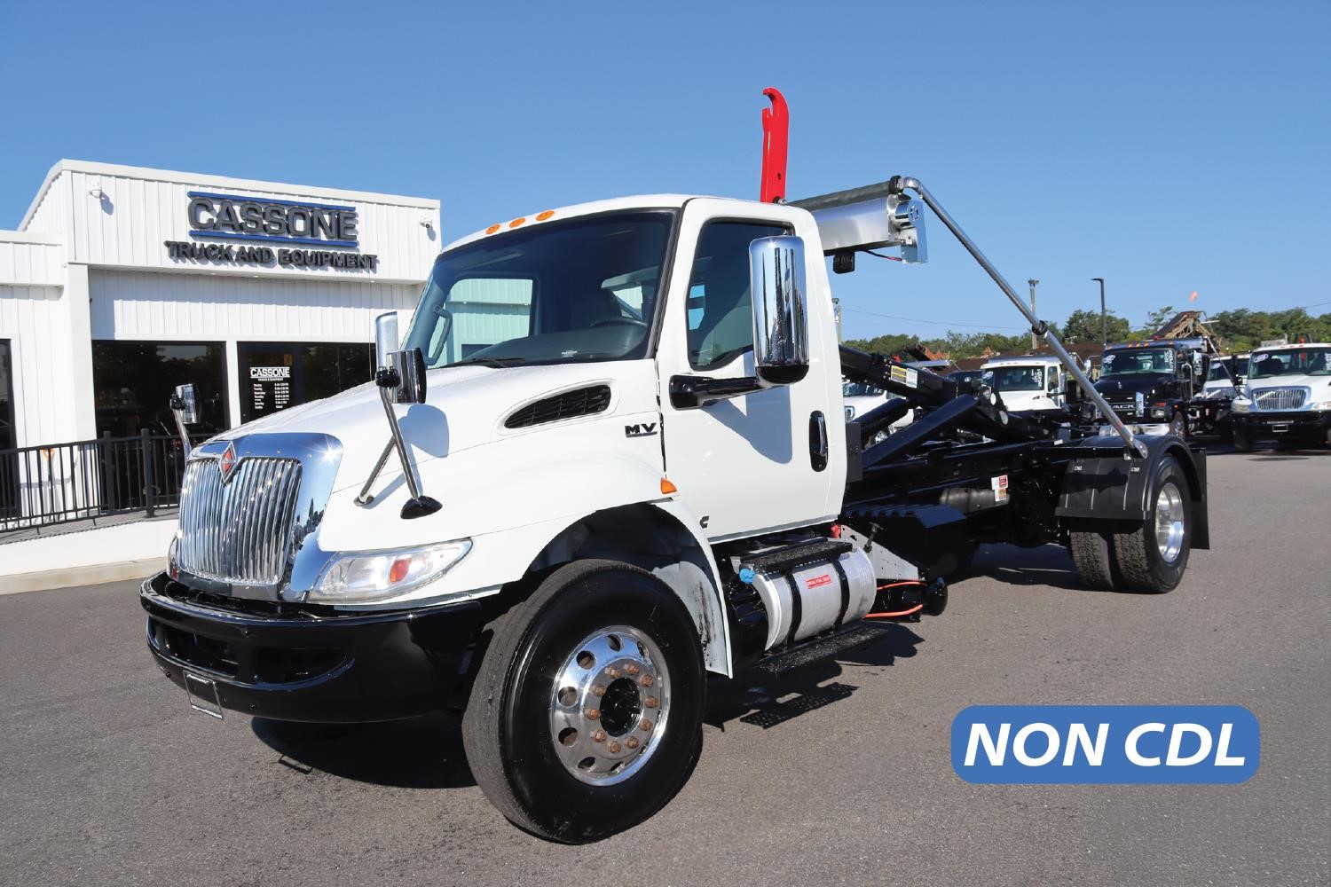 2020 INTERNATIONAL MV 2020 INTERNATIONAL MV - image 1 of 6