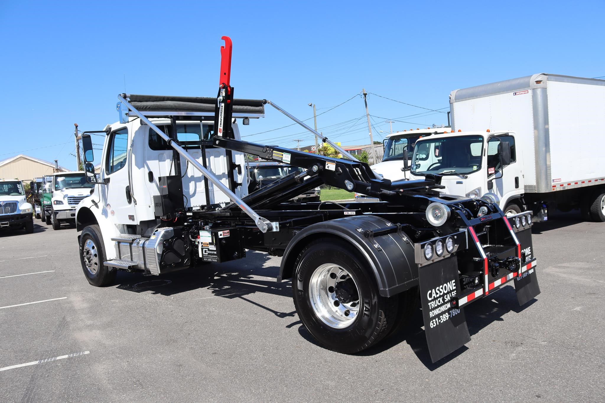 2027 FREIGHTLINER BUSINESS CLASS M2 106 PLUS 2027 FREIGHTLINER BUSINESS CLASS M2 106 PLUS - image 2 of 6